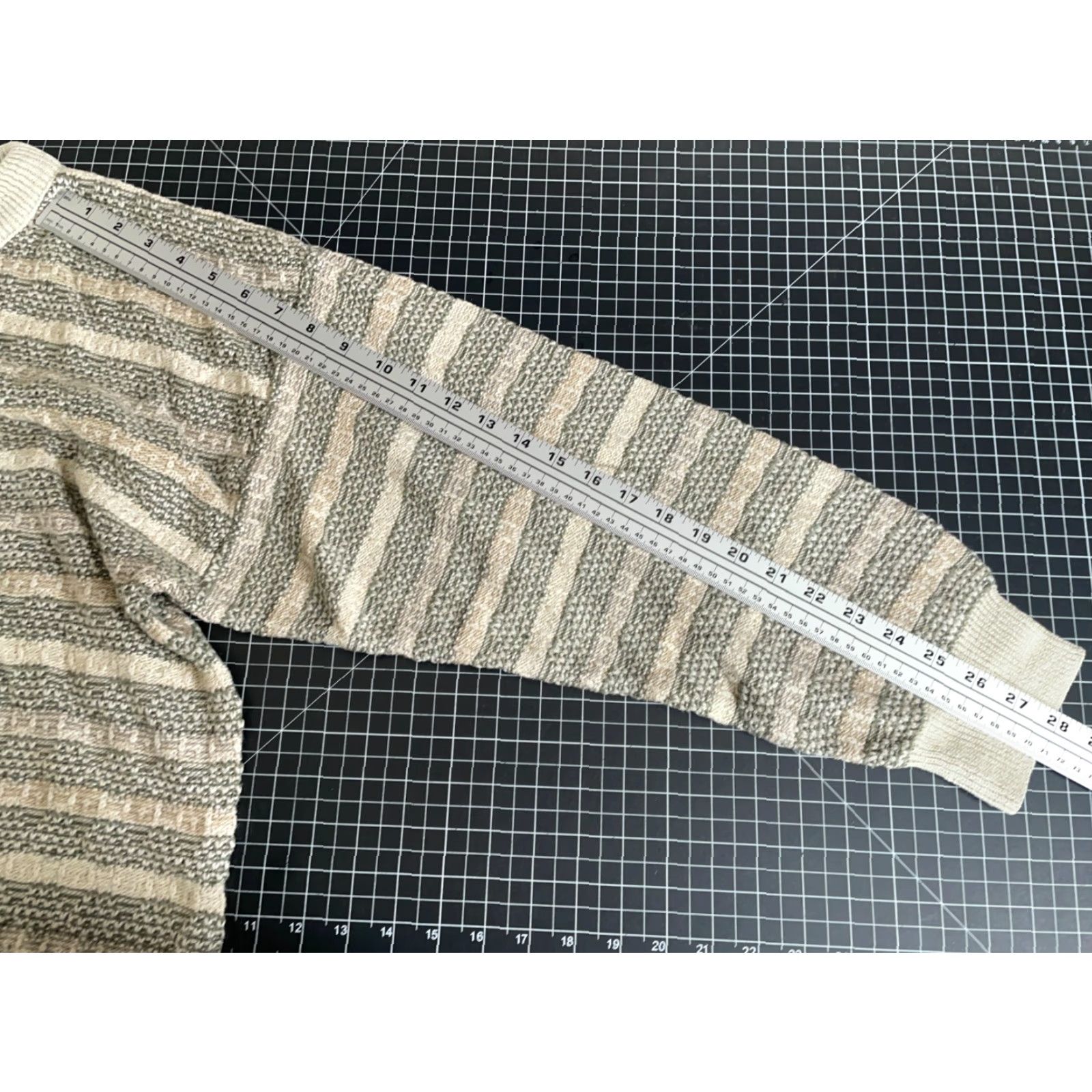 Jantzen VINTAGE Jantzen Sweater Mens Large Beige Crewneck Knit Striped Textured Chunky Knit 90s Dad Style Pullover Size US L / EU 52-54 / 3 - 7 Thumbnail