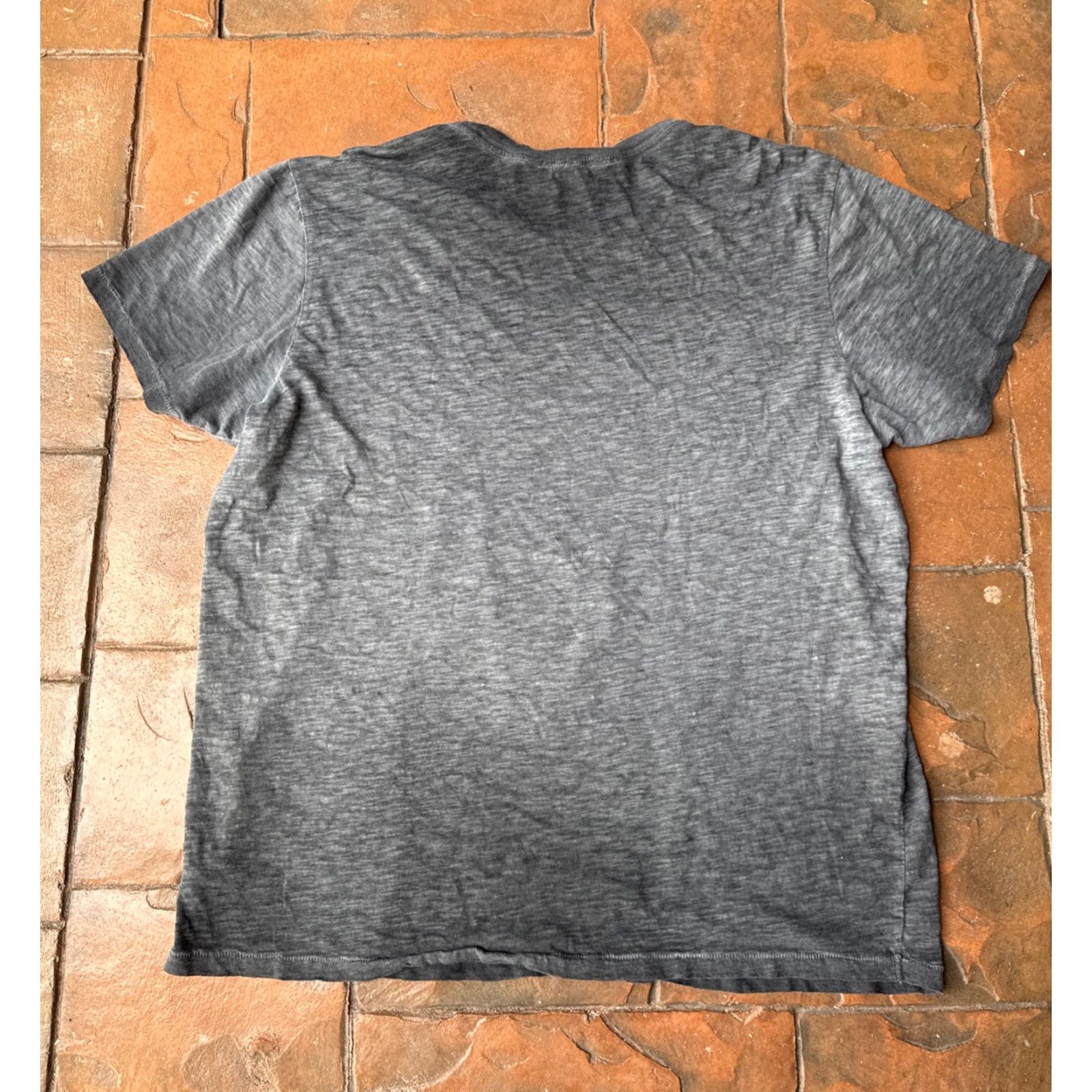 Harley Davidson Harley-Davidson Big Logo Shield Single Stitched T-Shirt XL Distressed Shirt Mens Regular Gray Cotton Logo Motorcycle 90s? Size US XL / EU 56 / 4 - 3 Thumbnail