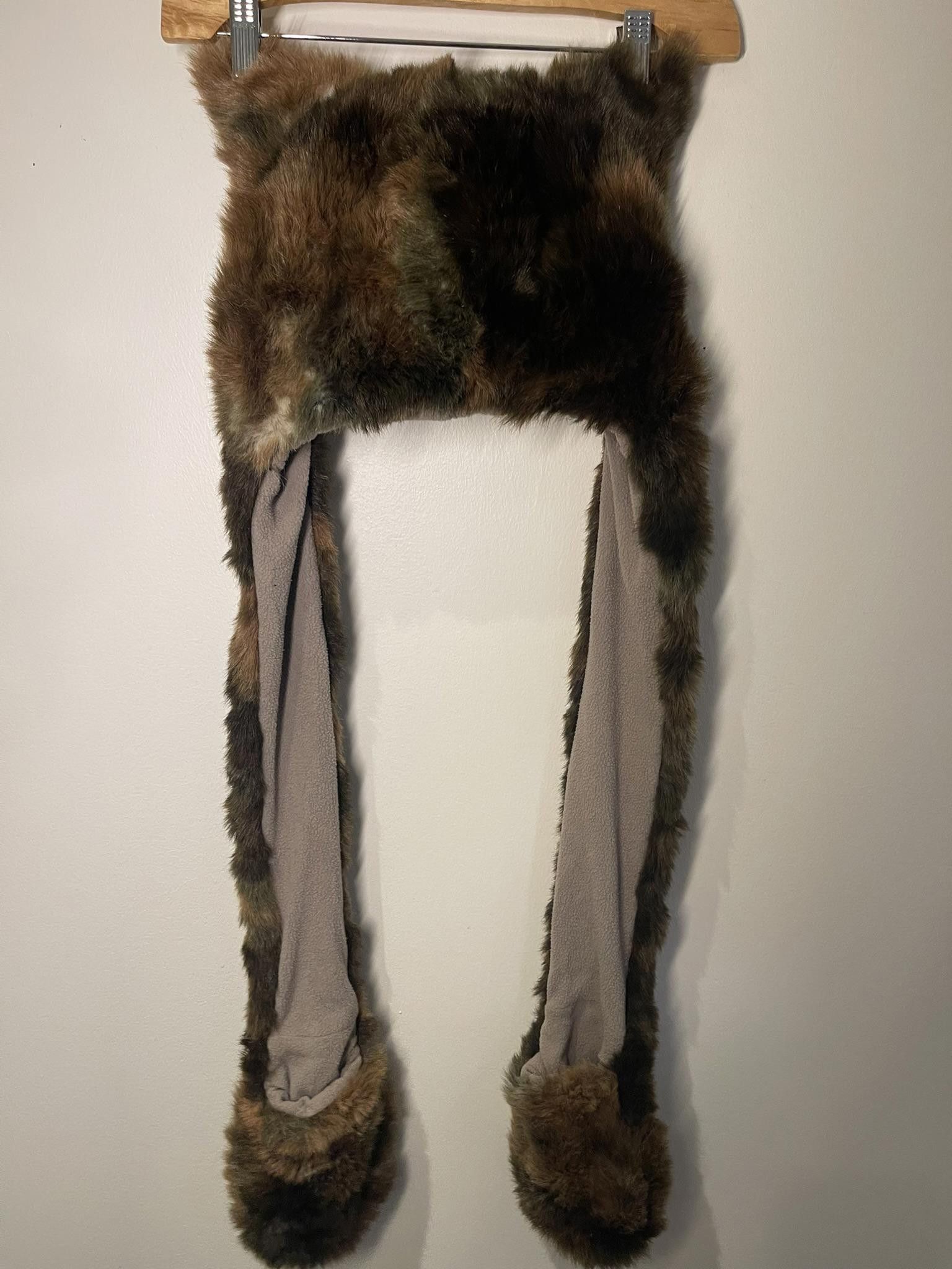 Designer Childrens Wolf Hat from Calgary Zoo! Size ONE SIZE - 7 Thumbnail