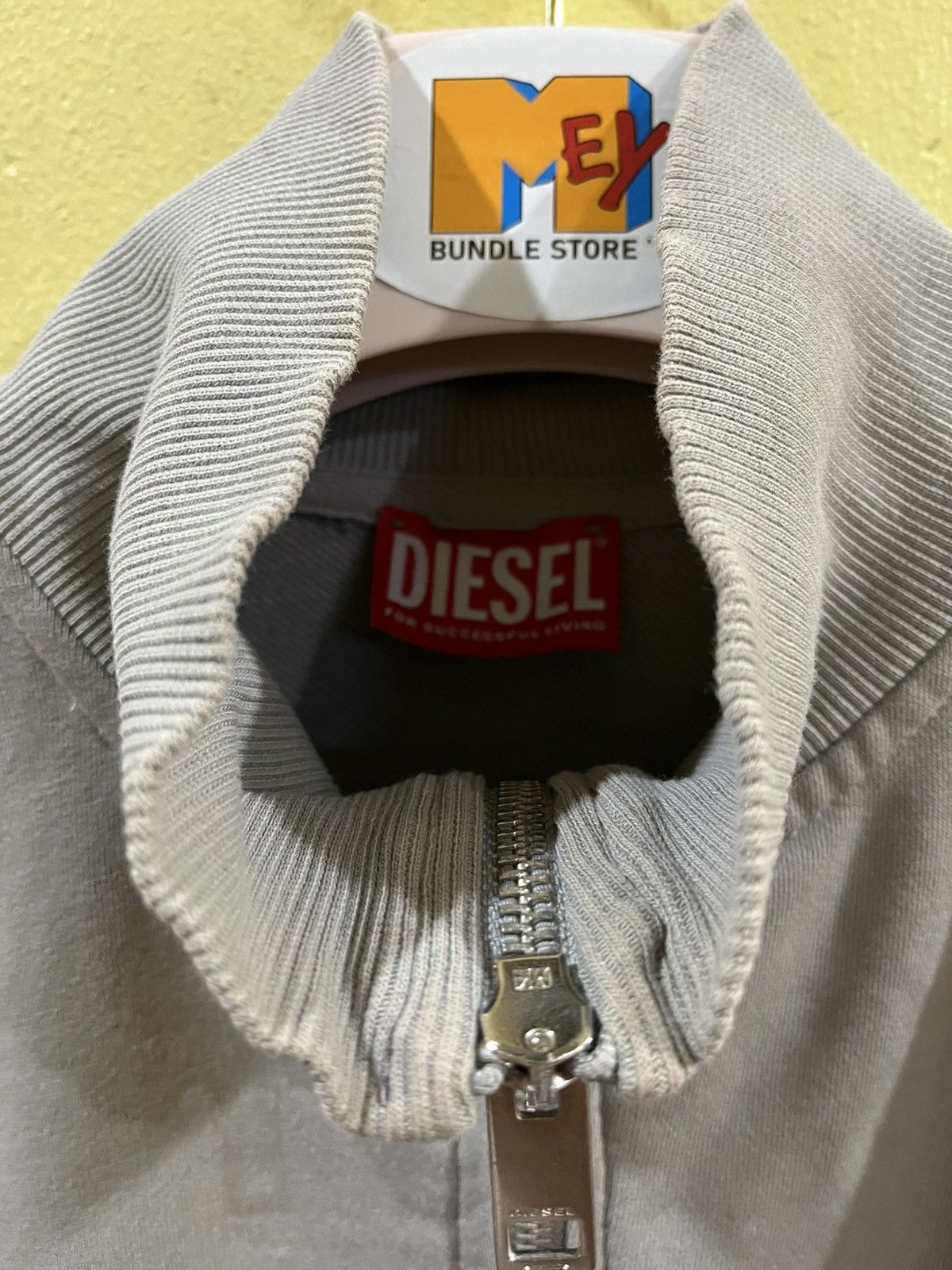 Diesel Diesel full-zip jacket with a high collar and front pockets Size US M / EU 48-50 / 2 - 4 Thumbnail