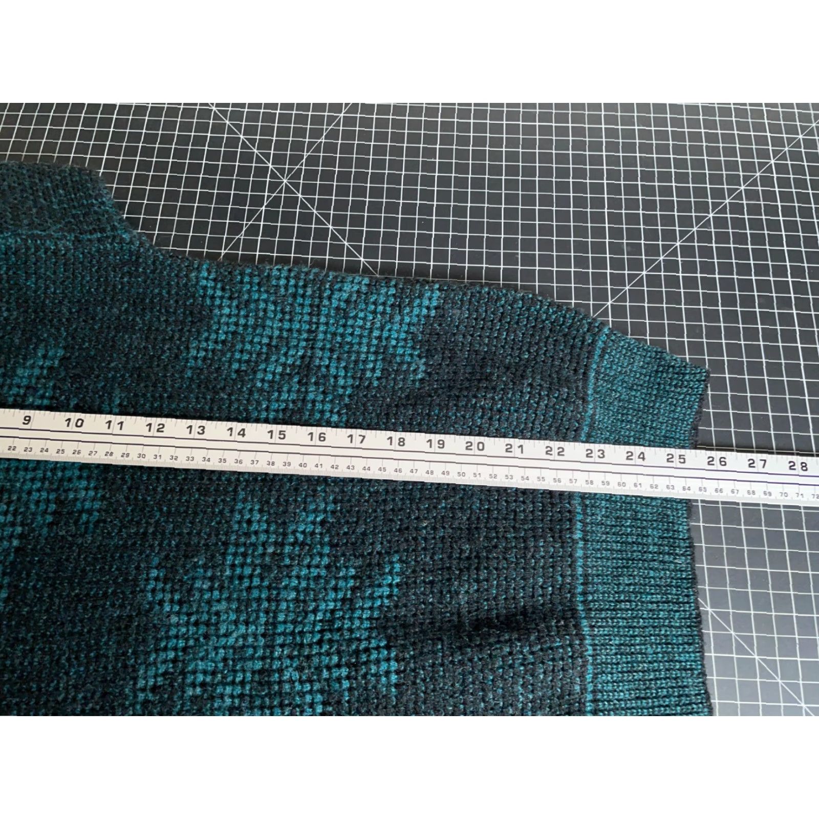 Jantzen VINTAGE Jantzen Sweater Adult Medium Dark Green Wool Blend Crew Neck Pullover Heavyweight 80s Retro Mens Size US M / EU 48-50 / 2 - 6 Thumbnail