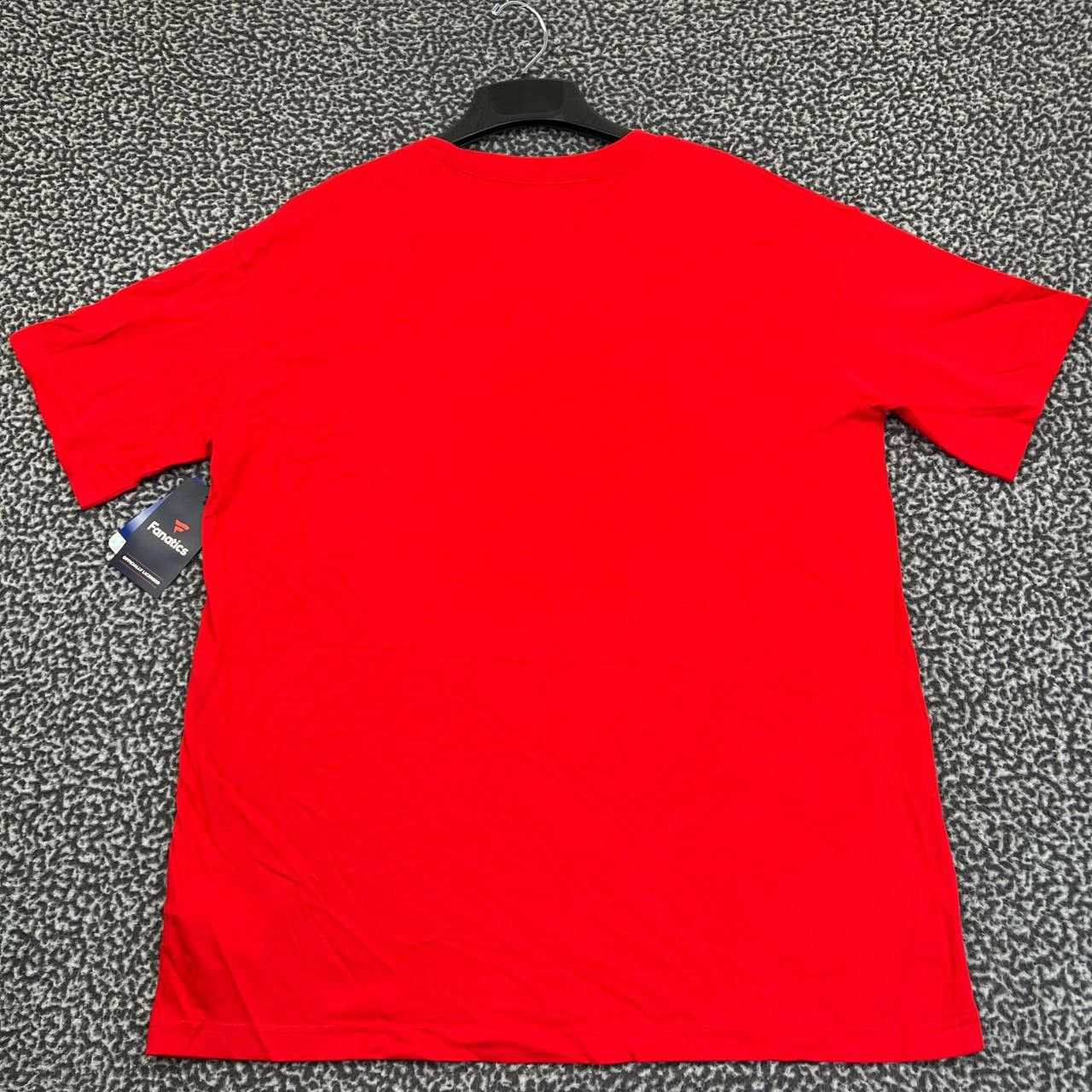 Other Chicago Bulls Shirt Men Large Red Fanatics Crew Neck New L Size US L / EU 52-54 / 3 - 3 Thumbnail