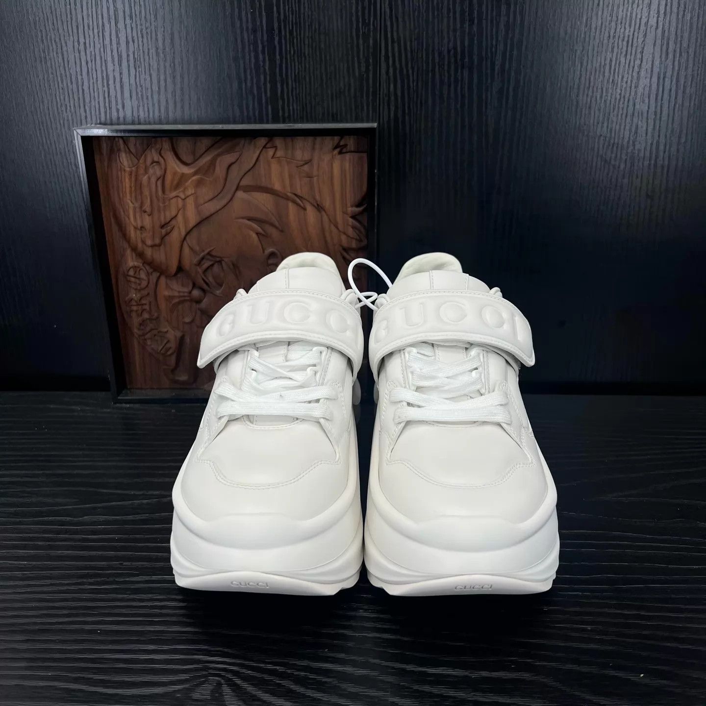Gucci GUCCI Wave White Leather 36 (Mint) Size US 5.5 / IT 35.5 - 2 Thumbnail