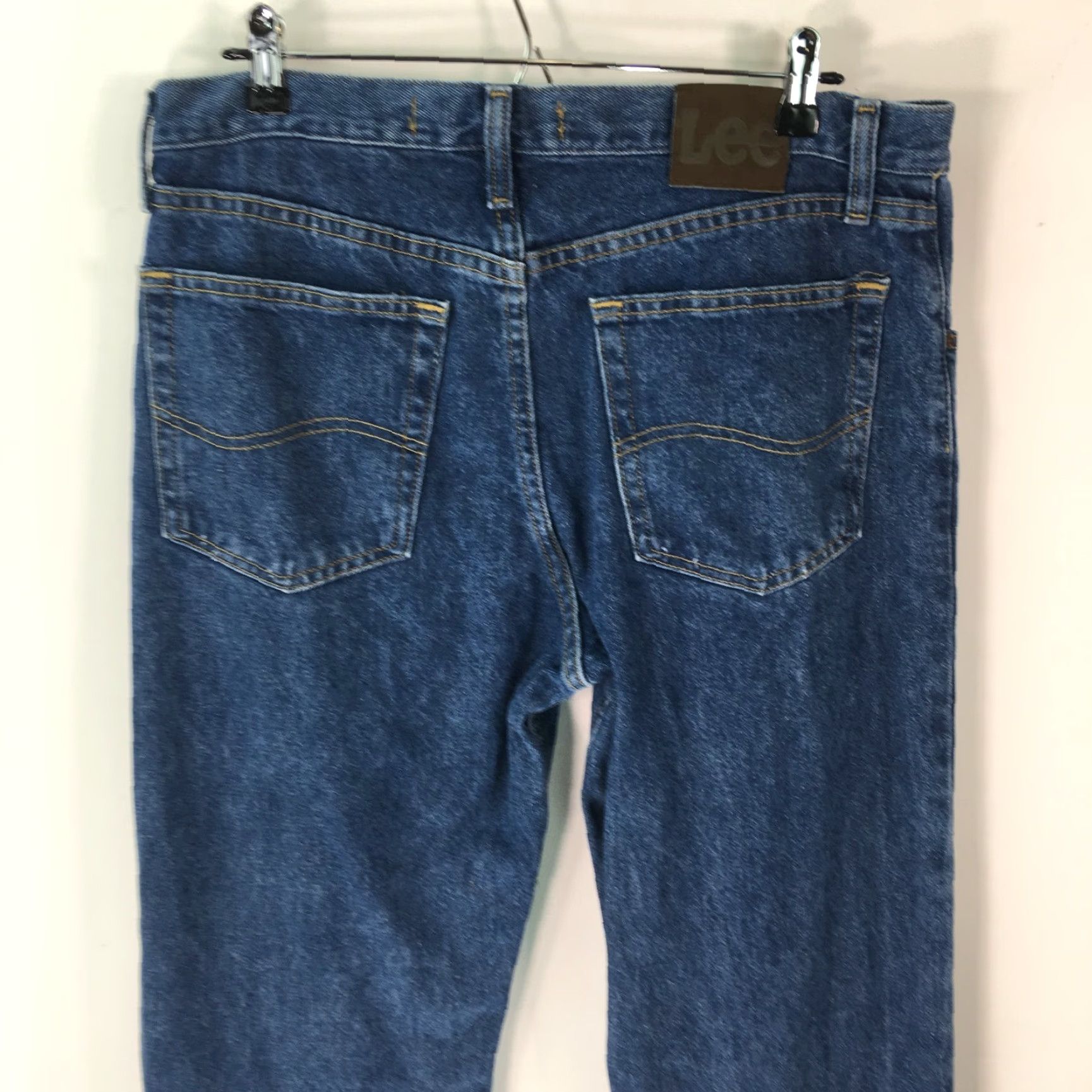 Lee Lee Jeans Men’s Casual Regular Mid Rise Denim Blue Straight 33X32 Size Blue 5-Pocket Belt Loops USA Mens Jeans Size US 34 / EU 50 - 4 Thumbnail
