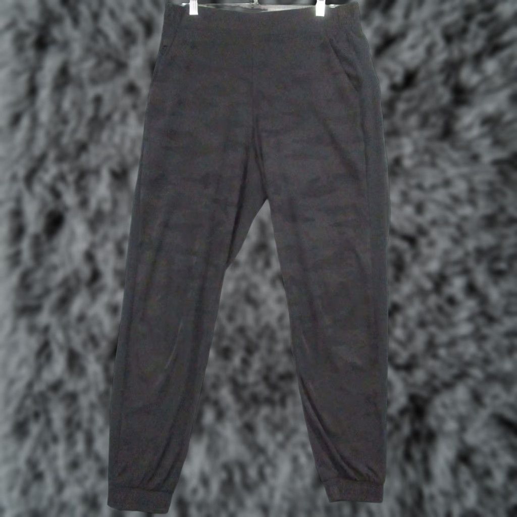 Athleta Athleta Pants Women Jogger 10 Black Camouflage Lightweight Polyester Spandex Pockets Elastic Waist Tapered Athletic Casual Travel Mens Womens Girls Size 32" / US 10 / IT 46 - 1 Thumbnail
