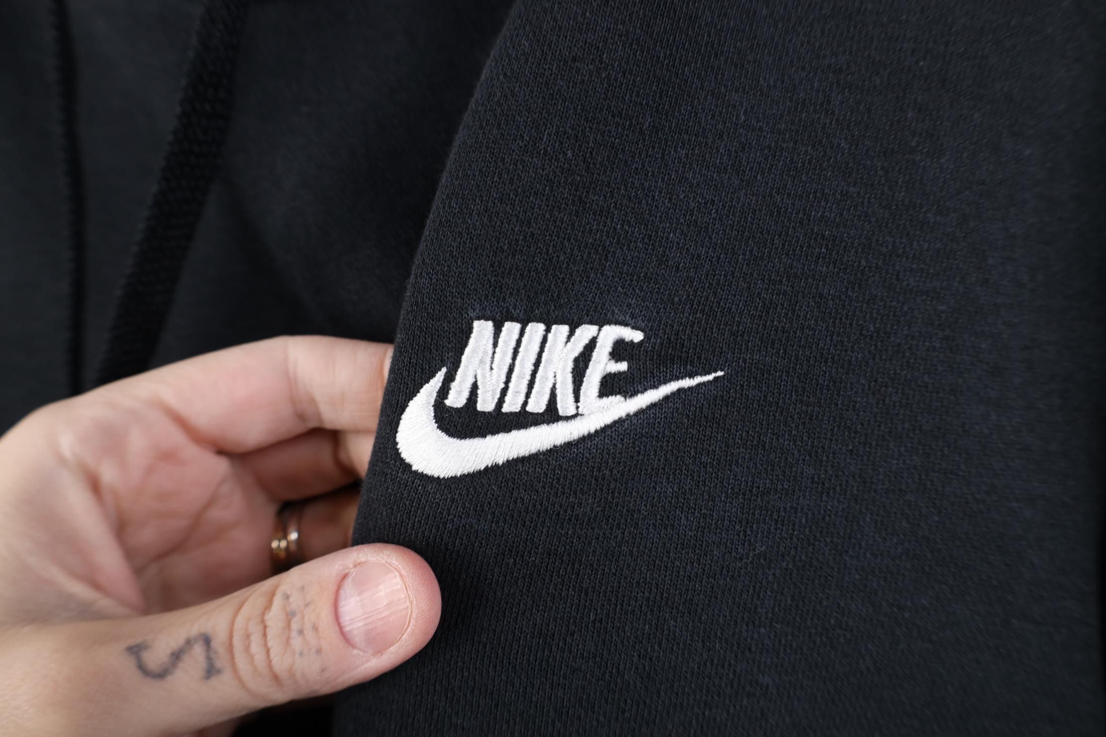 Nike Vintage Y2K Nike Scott Mini Swoosh Hoodie Sweatshirt Black Size US M / EU 48-50 / 2 - 4 Thumbnail
