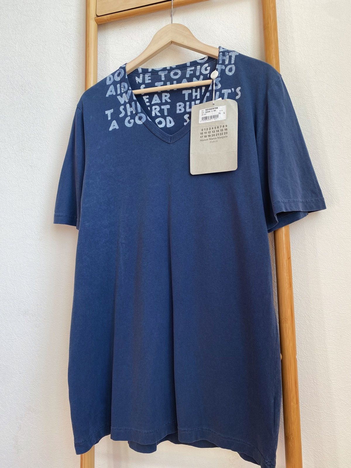 Maison Margiela MAISON MARTIN MARGIELA AIDS garment dyed v- neck t-shirt Size US L / EU 52-54 / 3 - 5 Thumbnail