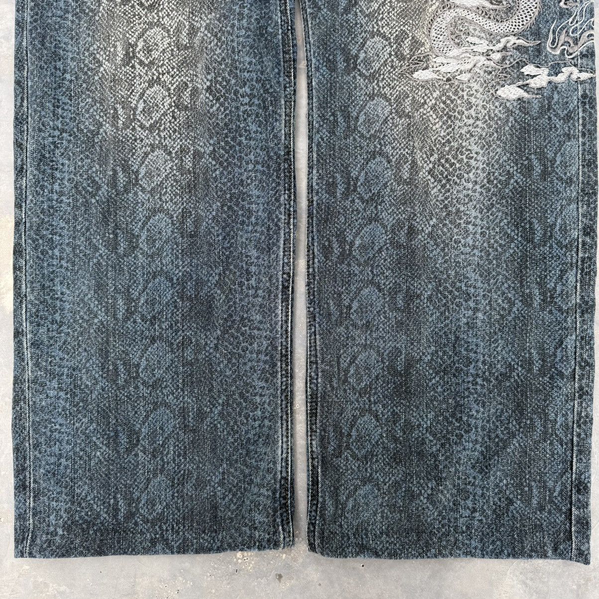 Karakuri Tamashii Karakuri Embroidered Dragon Python Skin Pattern Jeans Size US 38 / EU 54 - 6 Thumbnail