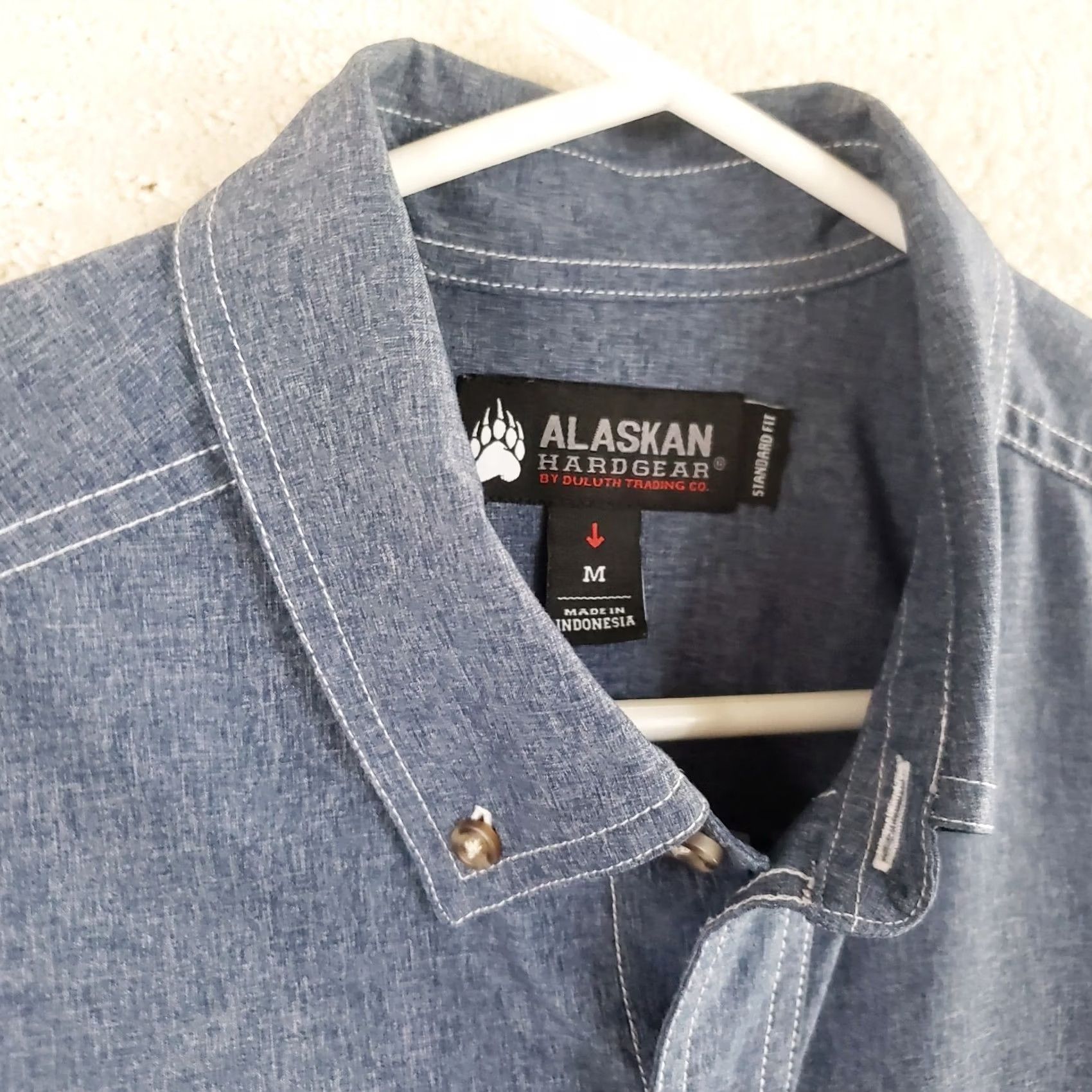 CO Alaskan Hardgear by Duluth Trading Co Men Blue Denim Chambray Button-Up Short Sleeve Shirt M Size US M / EU 48-50 / 2 - 5 Thumbnail