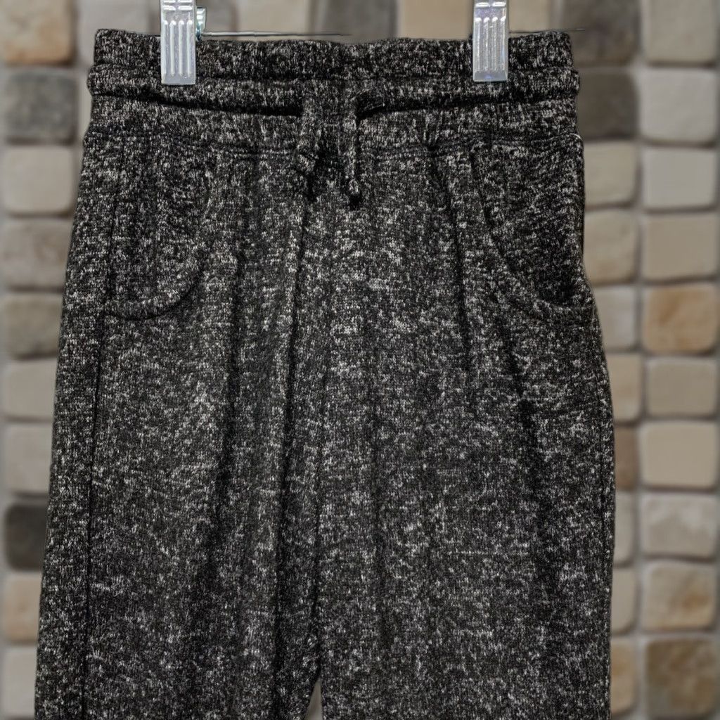 Vintage R&R Boys/Girls Sweat Pants XS Heather Black Pockets Stretch Gathered Ankle NWT NEW Front Pleated Regular Tapered Inseam 18 in Pants Style Size 26" / US 2 / IT 38 - 1 Thumbnail