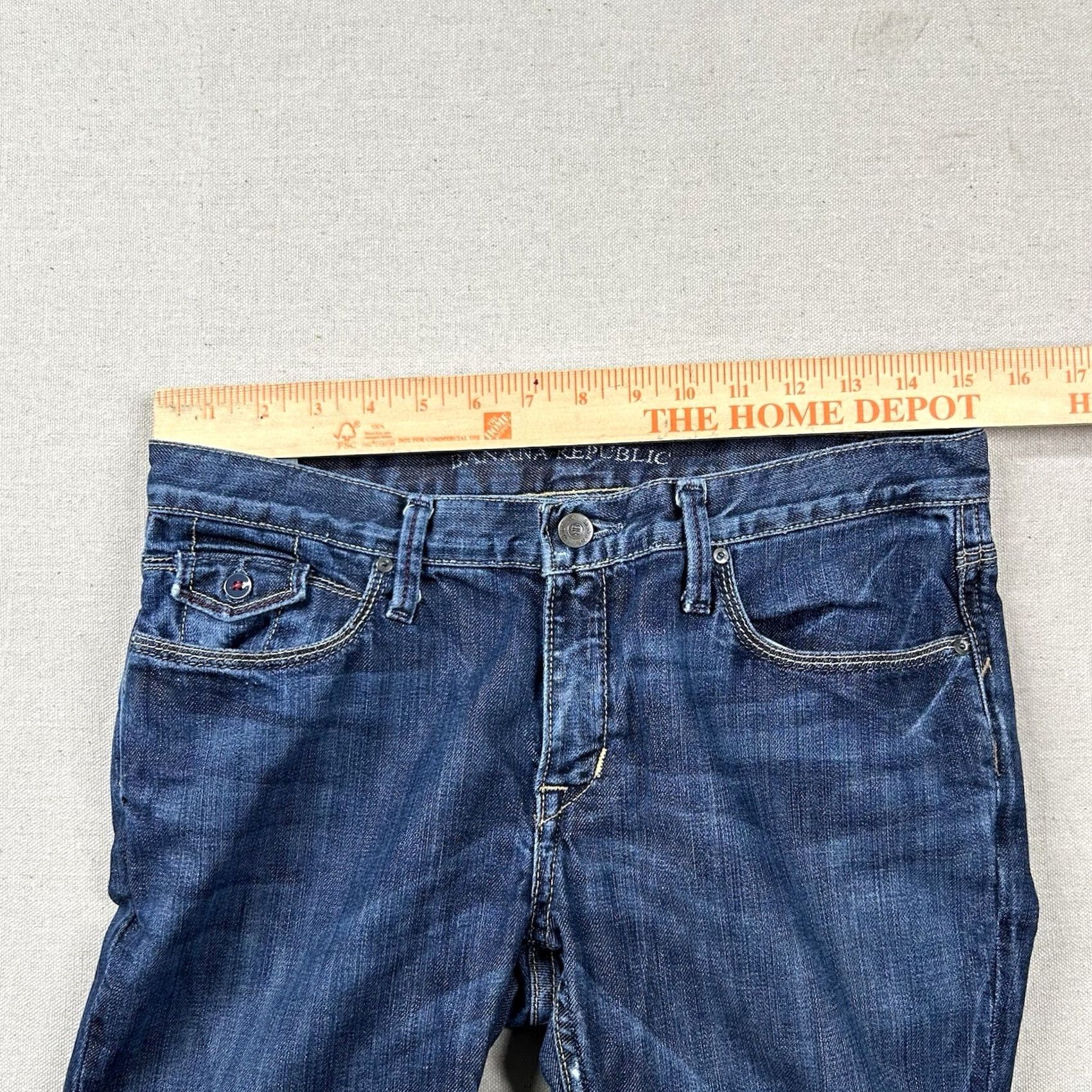 Banana Republic VINTAGE Banana Republic Jeans Womens 8 Selvedge Modern Skinny Crop Cuffed USA Distressed Size 30" / US 8 / IT 44 - 7 Thumbnail