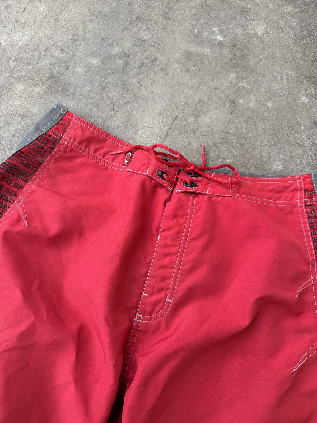 Oakley Vintage Oakley Surf Shorts Size US 33 - 3 Thumbnail
