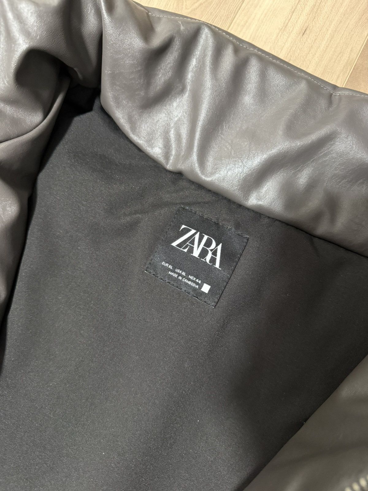 Zara ZARA Faux Leather Puffer Jacket Size US XL / EU 56 / 4 - 5 Thumbnail