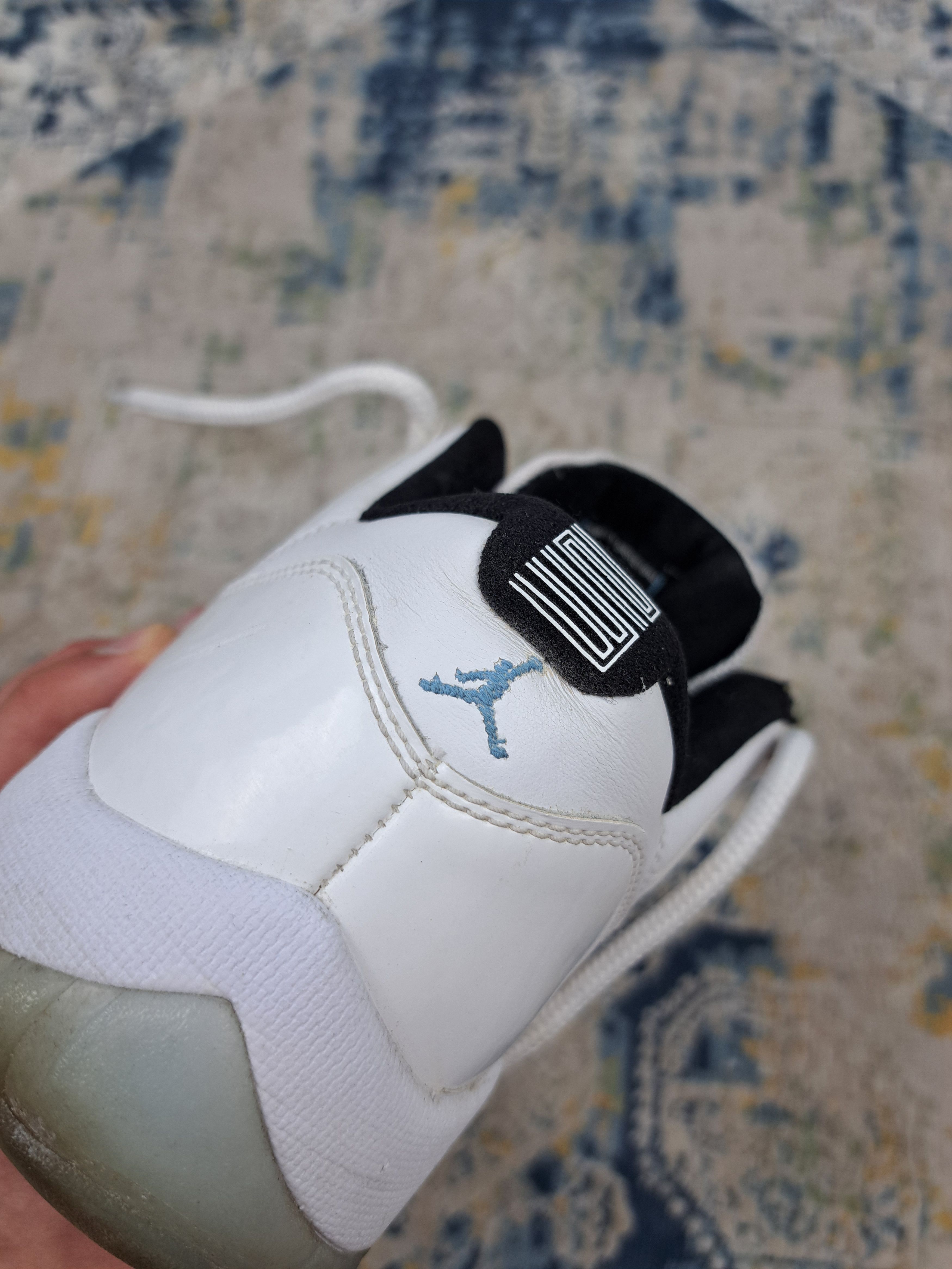 Jordan Brand Nike Air Jordan 11 Retro Low Legend Blue Size US 8.5 / EU 41-42 - 11 Thumbnail