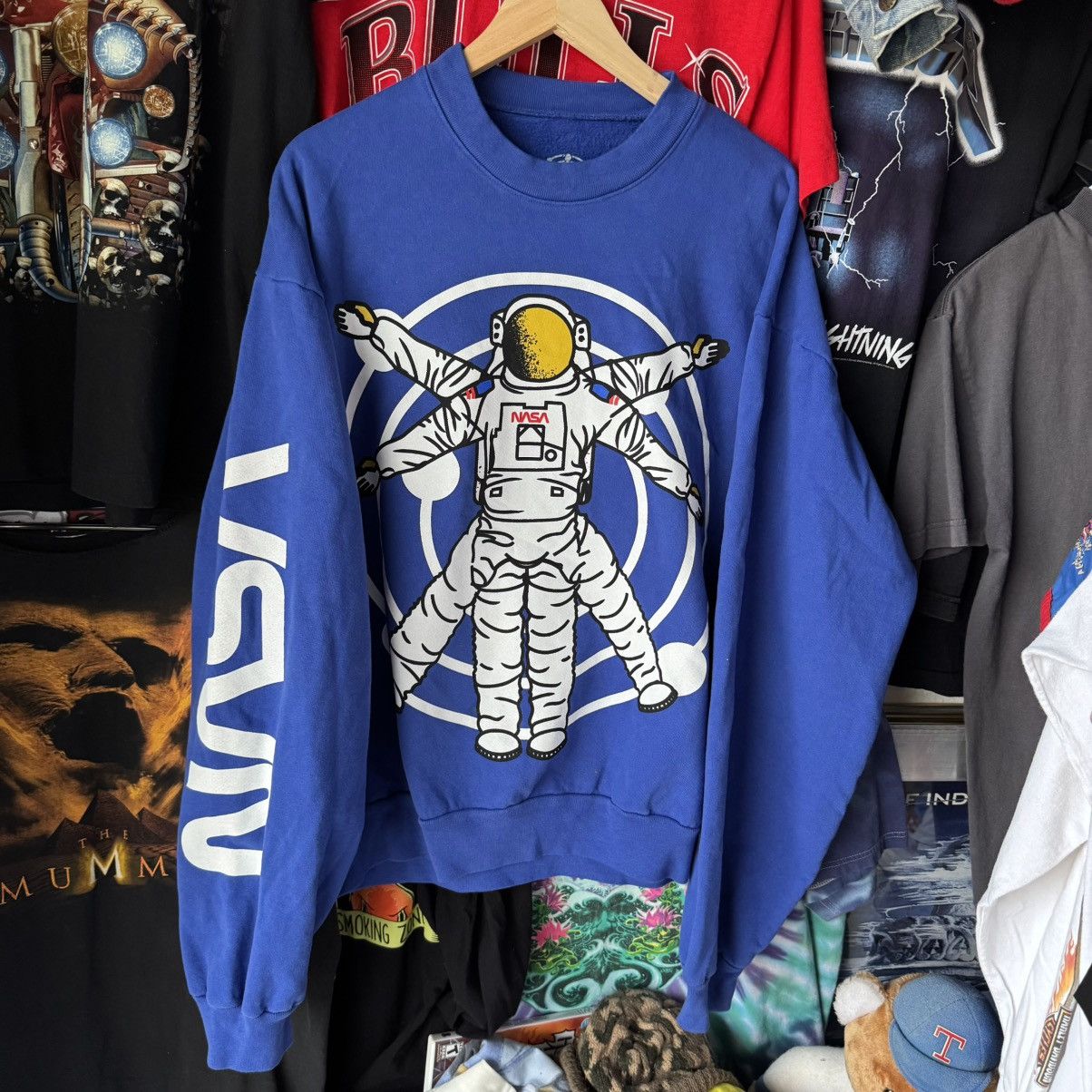 Kanye West × Kid Cudi × NASA Kid Cudi x NASA MERCH Concert Sweatshirt Astronaut The Moon Size US L / EU 52-54 / 3 - 6 Thumbnail