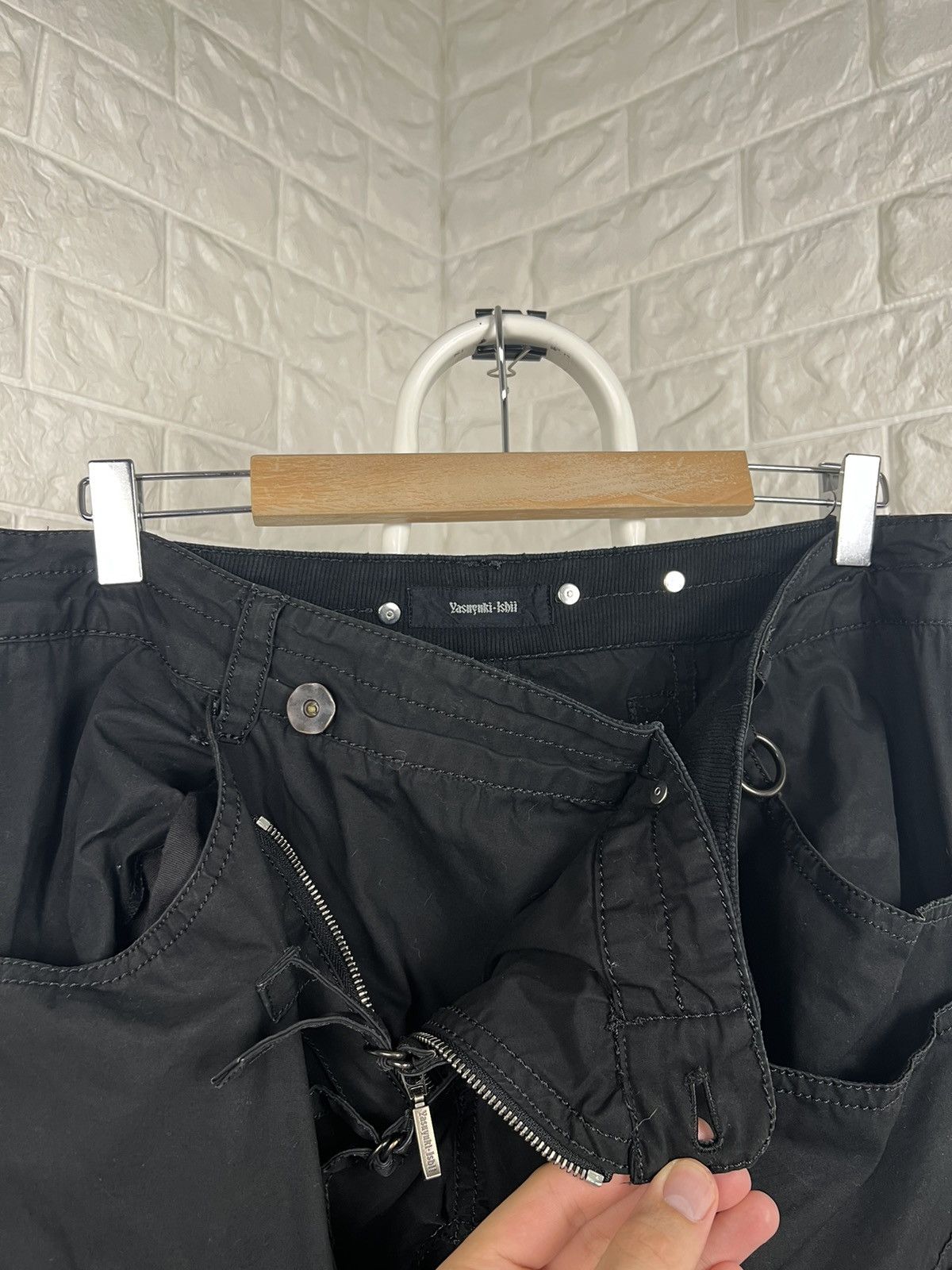 Yasuyuki Ishii Yasuyuki Ishii Bondage Cargo Pants Size US 35 - 12 Thumbnail