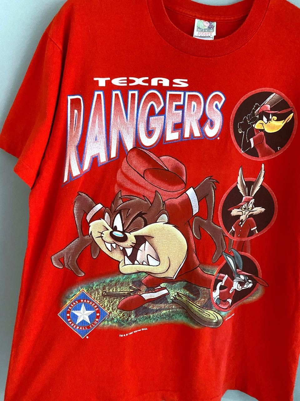 MLB MLB Texas Rangers x Looney Tunes 97s Vintage, ﻿﻿Made in USA Size US L / EU 52-54 / 3 - 4 Thumbnail
