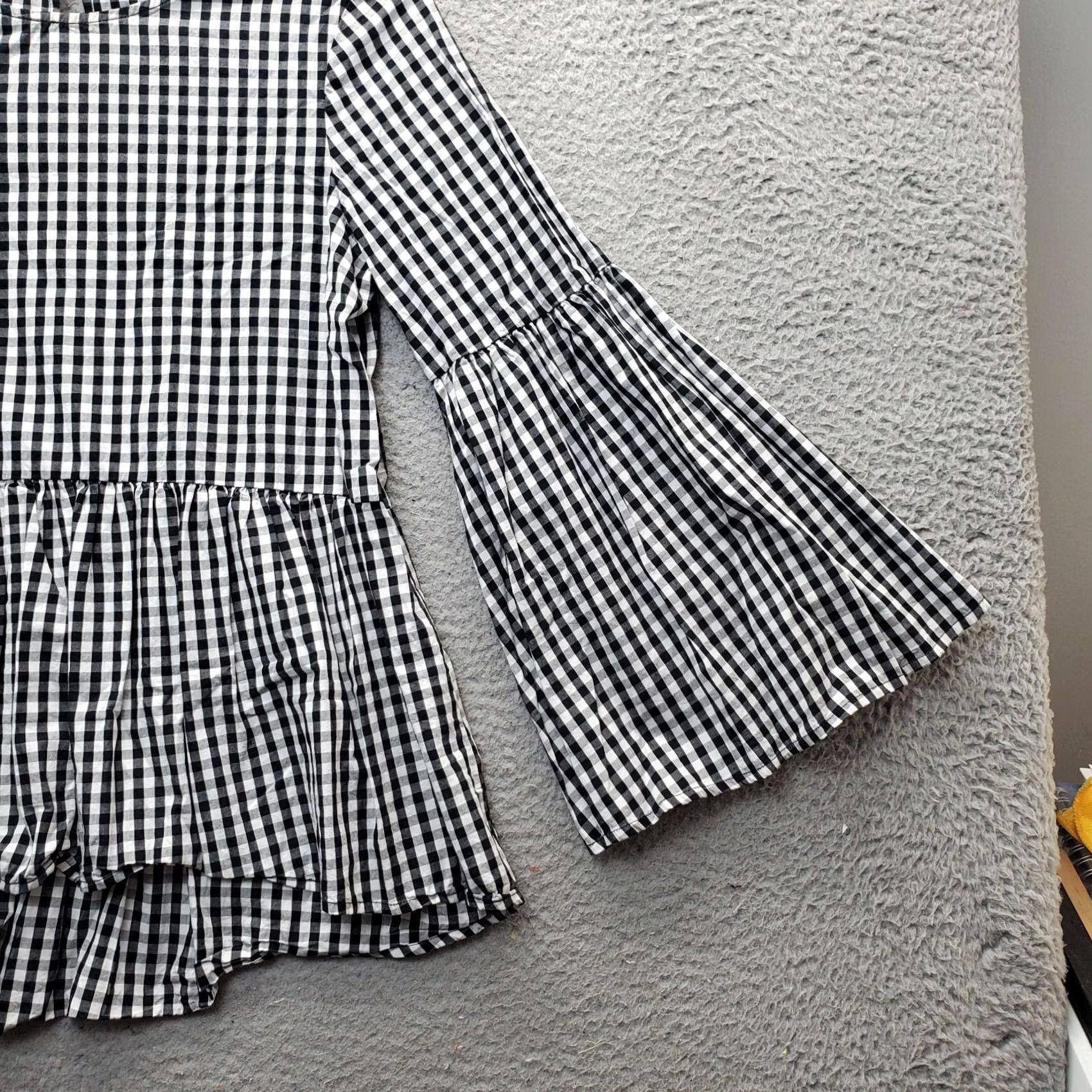 Bell WHO WHAT WEAR Blouse Womens XS Multicolor Gingham Check Bell Sleeve Ruffle Hem Blouse Womens XS Multicolor Check Bell Sleeve Hem Size XS / US 0-2 / IT 36-38 - 3 Thumbnail