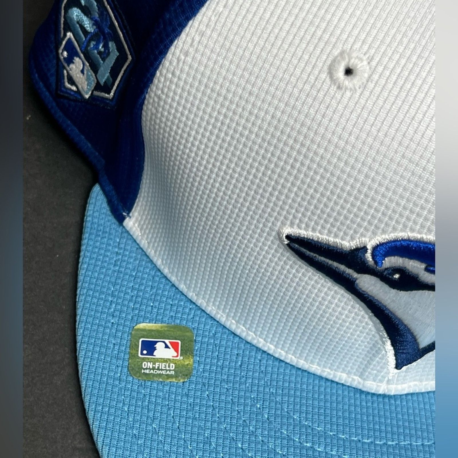 New Era Toronto Blue Jays 2024 GAME USED PLAYERS SPRING TRAINING HAT Size ONE SIZE - 3 Thumbnail