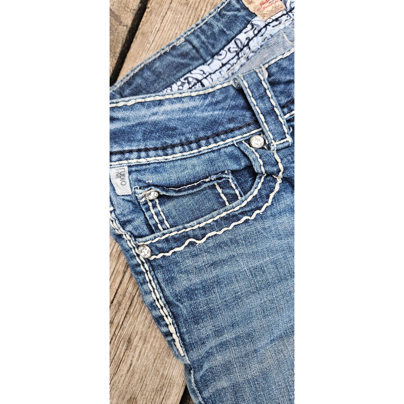& Other Stories Back to School Jeans, Studded Pocket Studio5, Boot 5 x 33 Size 27" / US 4 / IT 40 - 6 Thumbnail