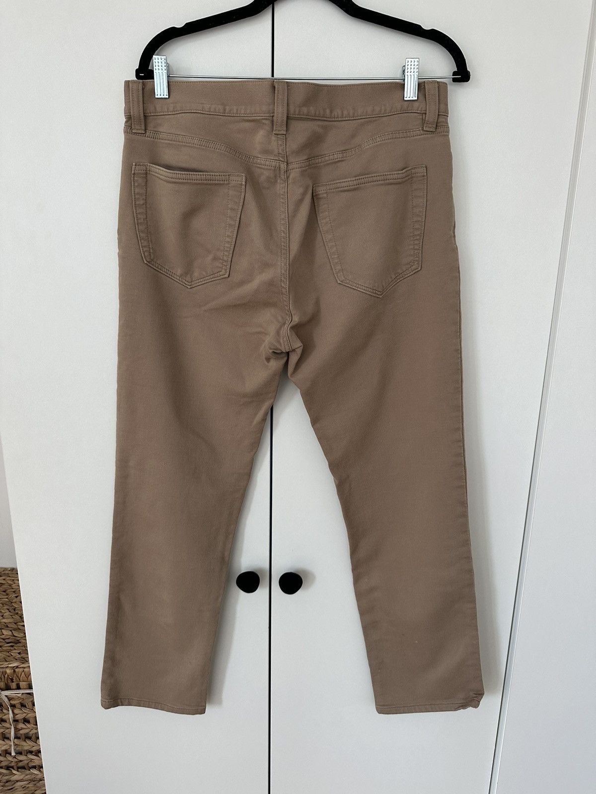 Banana Republic Banana Republic - Traveler Pant - Khaki - Slim Fit Size US 32 / EU 48 - 3 Thumbnail