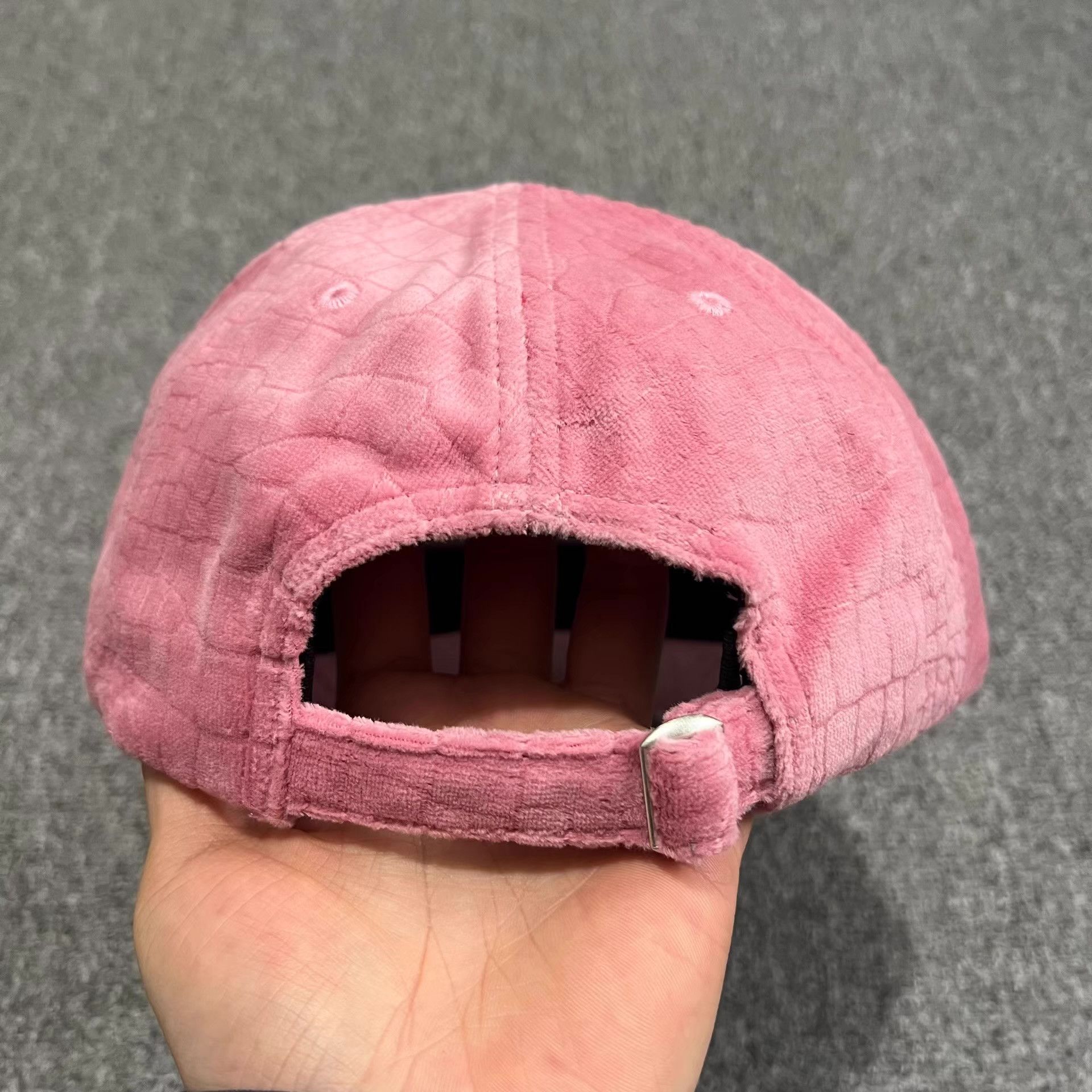 Fucking Awesome FuckingAwesomeVelvet FauxCrocodileCurvedBrimBaseball Cap Q7 Size ONE SIZE - 4 Thumbnail