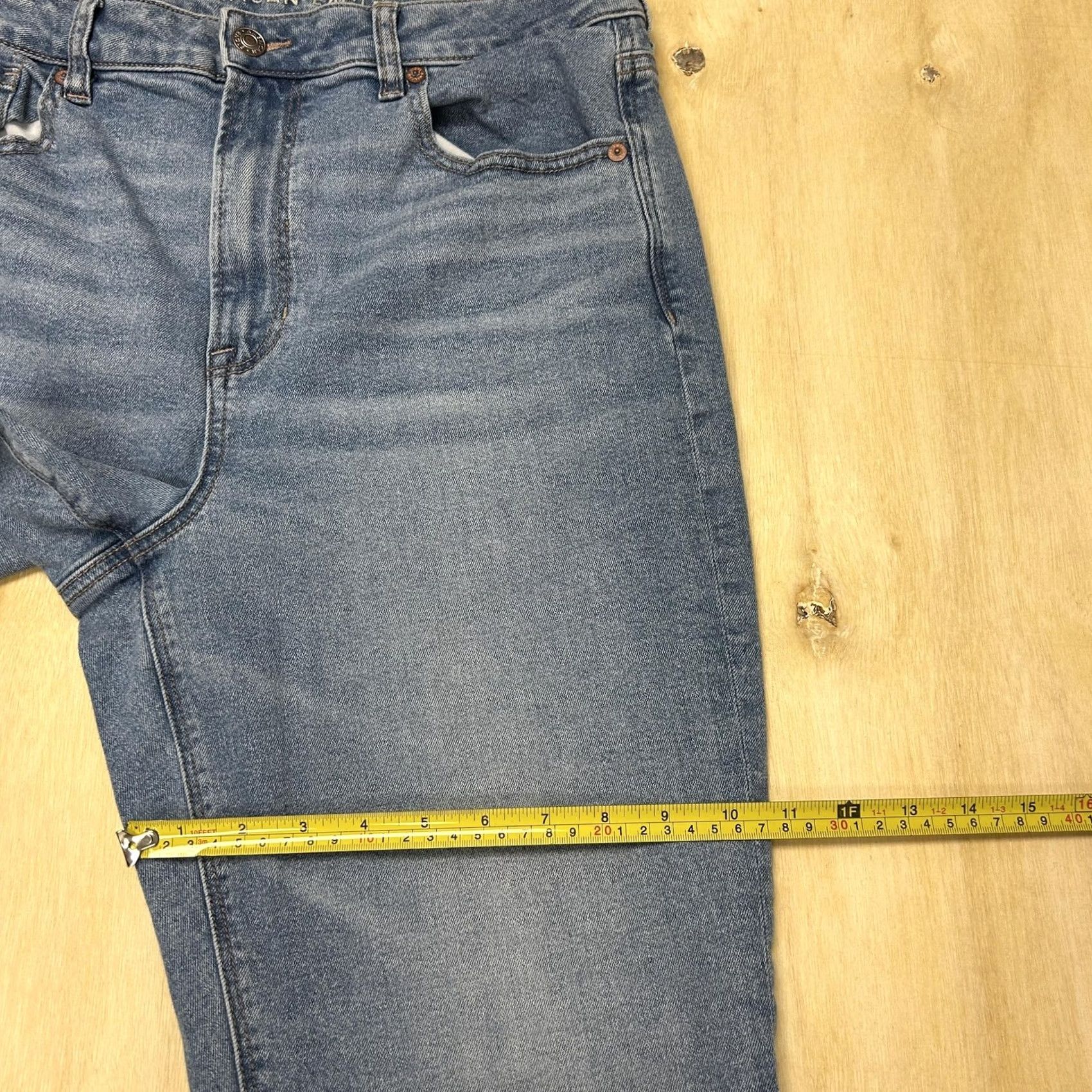 American Eagle Outfitters American Eagle Outfitters Womens Straight Jeans 12 Med Wash Blue Stretch Denim Size 34" / US 12 / IT 48 - 7 Thumbnail