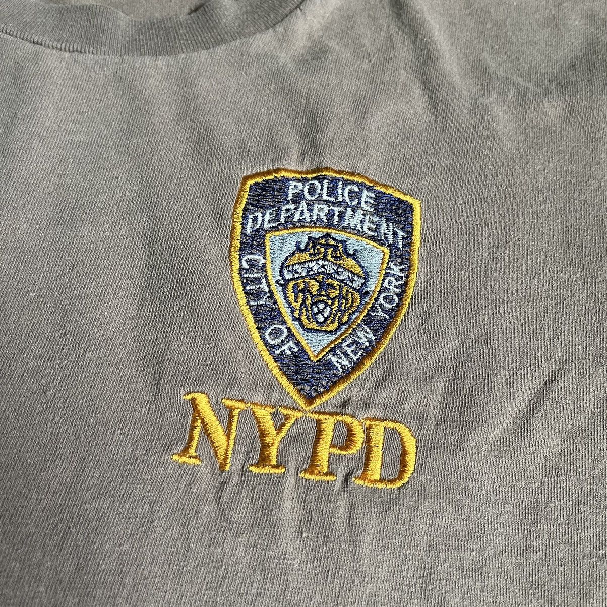 Vintage Vintage 1990s NYPD New York Police Department Small Logo Tee Size US L / EU 52-54 / 3 - 3 Thumbnail