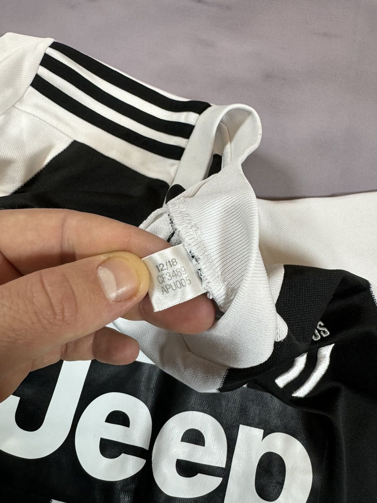 Adidas × Vintage Vintage Juventus 2018/19 Adidas Jersey Blokcore Medium Size US M / EU 48-50 / 2 - 10 Thumbnail