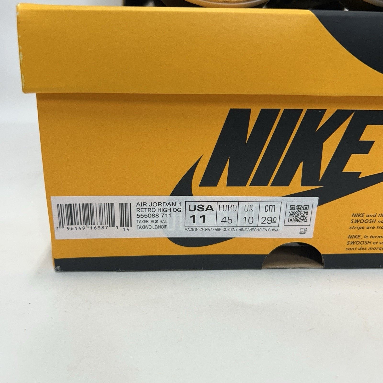 Jordan Brand Nike Air Jordan 1 Retro High OG “Taxi/Black-Sail” 555088-711 Size US 11 / EU 44 - 8 Thumbnail