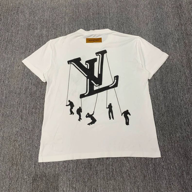 Louis Vuitton LOUIS VUITTON White paratrooper short sleeve Size US M / EU 48-50 / 2 - 2 Thumbnail