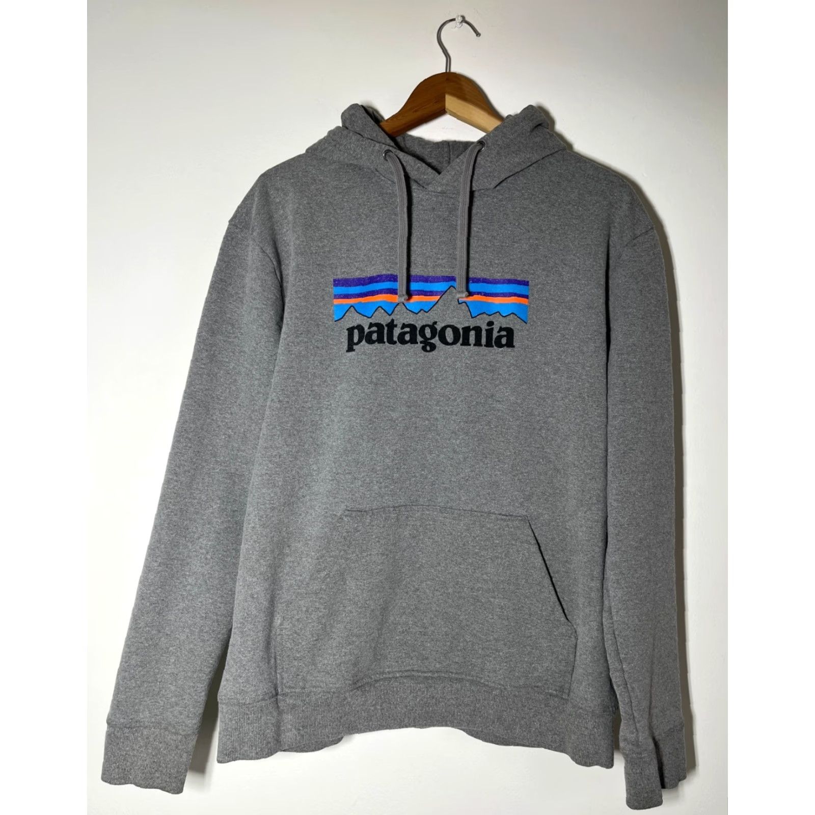 Patagonia Patagonia Men's P-6 Logo Uprisal Hoody Hoodie Regular Large Gray Size US L / EU 52-54 / 3 - 2 Thumbnail