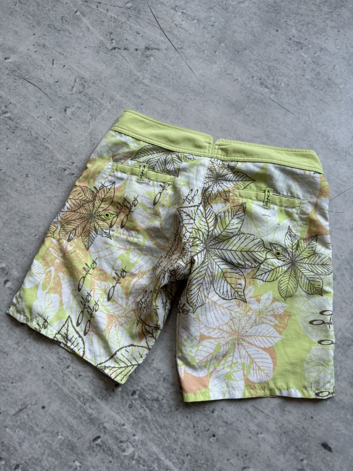 Oakley × Vintage Oakley vintage shorts vintage swim Size US 31 - 2 Thumbnail