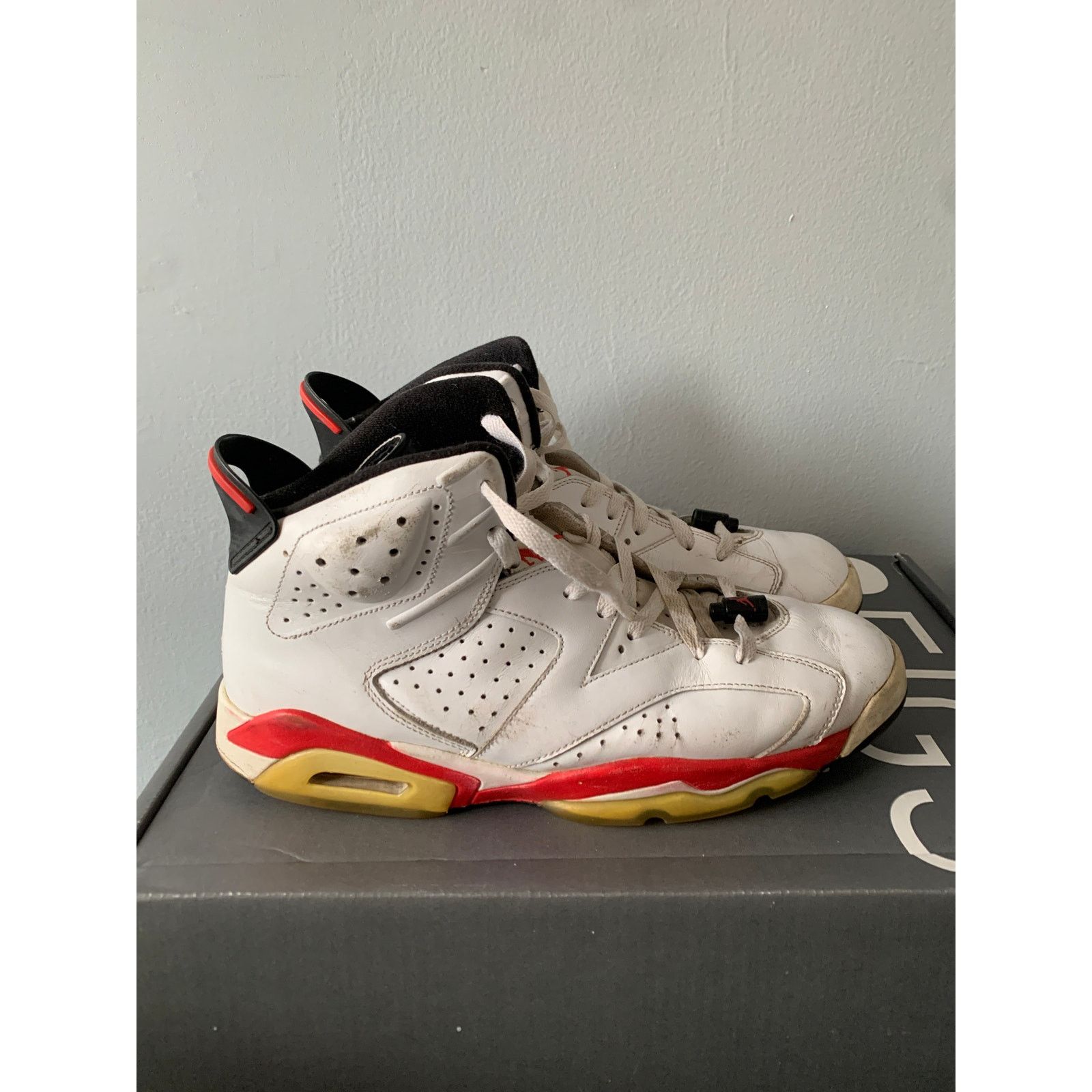 Nike Nike Air Jordan 6 Infrared Pack 2010 Size 12 Used Size US 12 / EU 45 - 1 Thumbnail