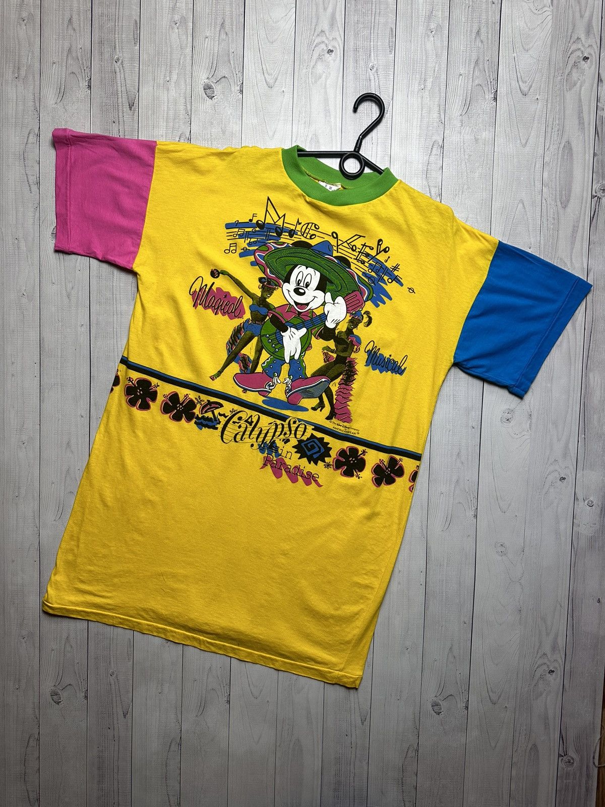 Cartoon Network × Mickey Mouse × Vintage Vintage Mickey Mouse rare tee size XL 1991 rare USA Size US XL / EU 56 / 4 - 1 Thumbnail