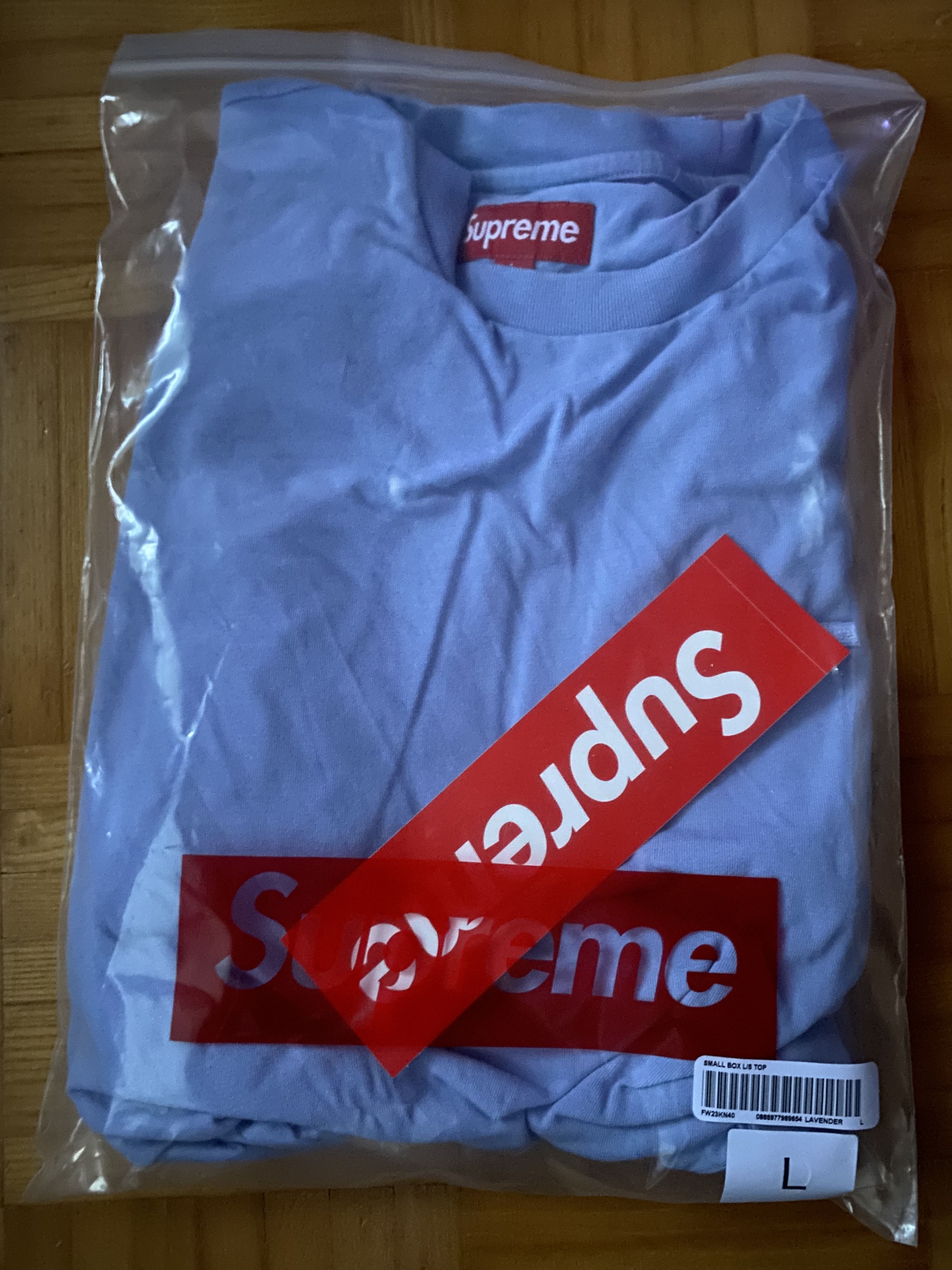 Supreme Small Box L/S Tee 