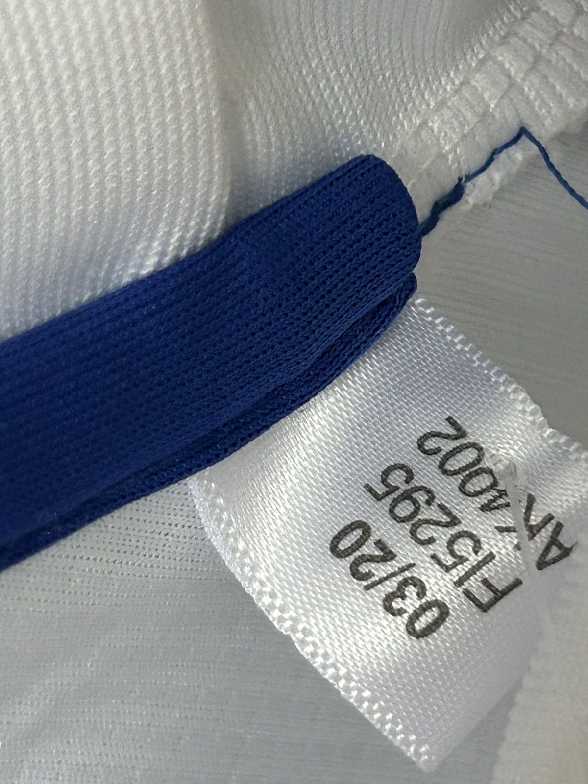 Adidas Leeds United 2020 home football shirt jersey camiseta Adidas Size US S / EU 44-46 / 1 - 4 Thumbnail