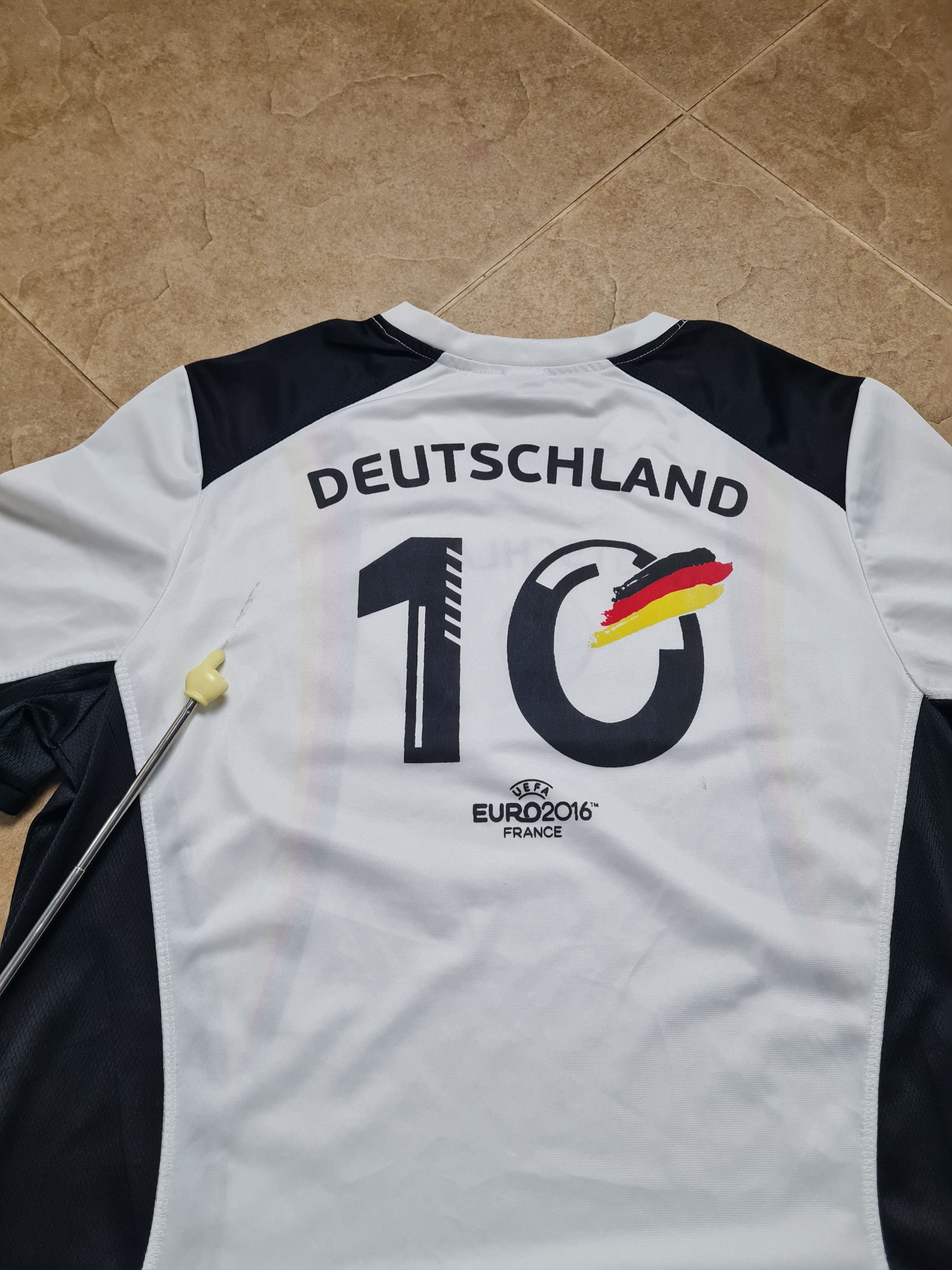 UEFA GERMANY UEFA EURO 2016 MENS THIRD SOCCER SHIRT L Size US L / EU 52-54 / 3 - 21 Thumbnail
