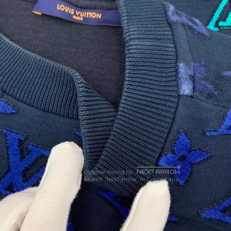 Louis Vuitton Louis Vuitton Blue-green gradient logo full print round ne Size US S / EU 44-46 / 1 - 9 Thumbnail
