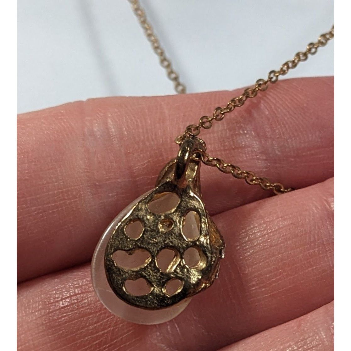 Other Elegant White Cateye Teardrop Pendant Necklace Size ONE SIZE - 4 Thumbnail