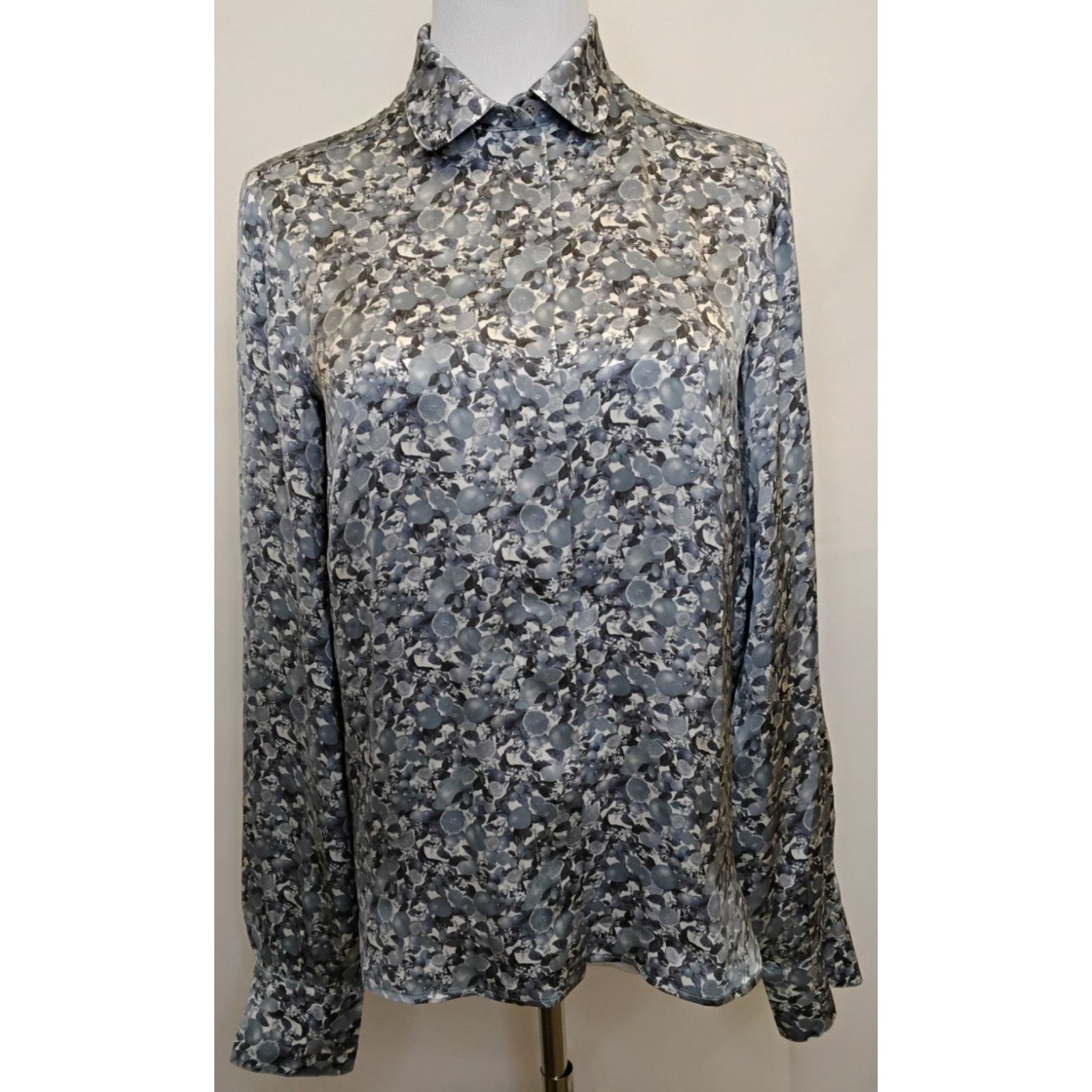 Stella McCartney Stella McCartney 100% Silk Blouse Women's 38 Blue & White Size XS / US 0-2 / IT 36-38 - 2 Thumbnail