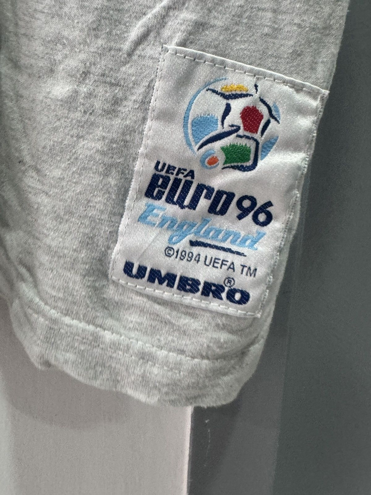 Umbro vintage UMBRO - euro eufa 1996 england italia tshirt Size US XL / EU 56 / 4 - 5 Thumbnail
