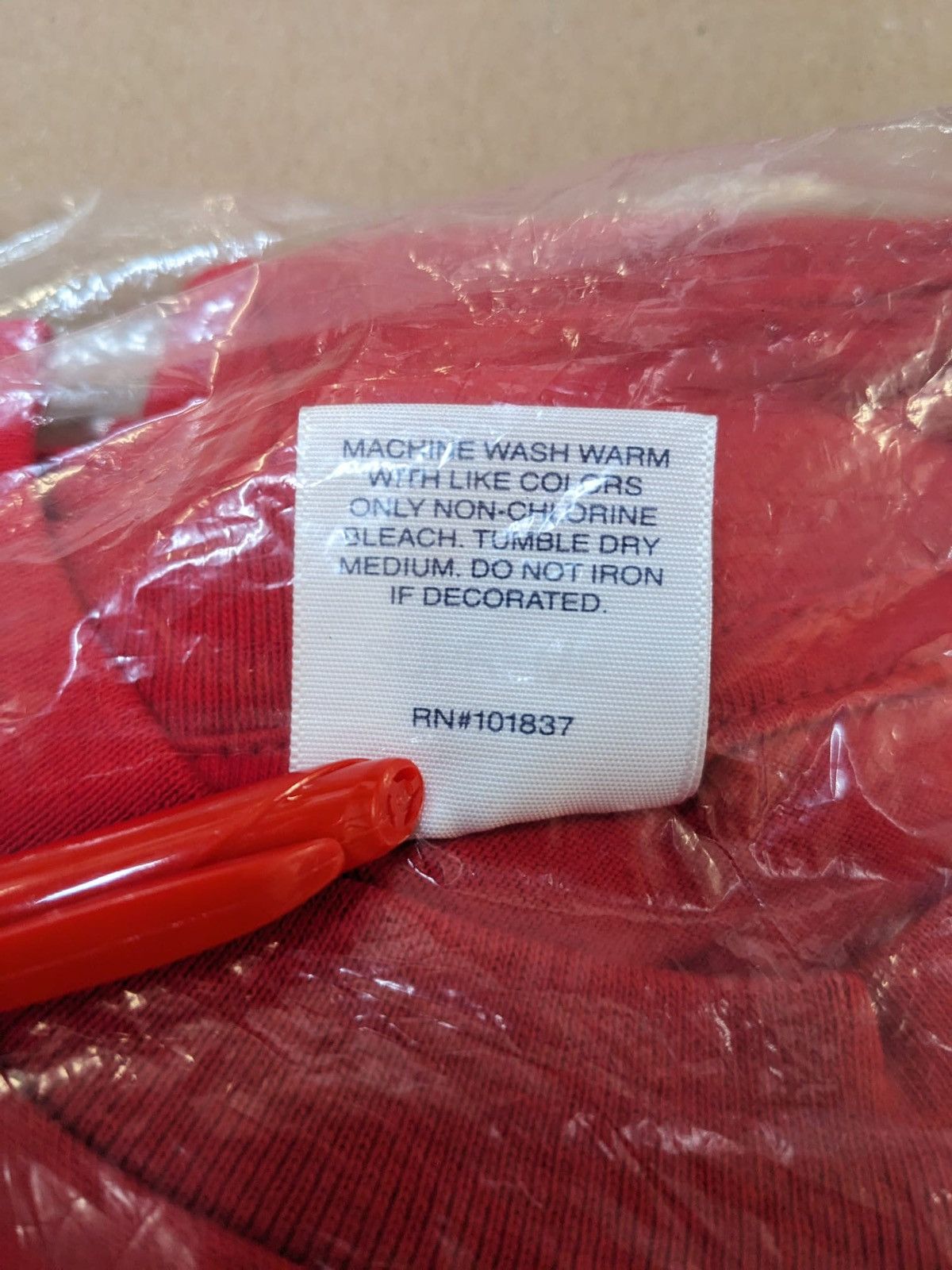 Supreme FW17 SUPREME NAS TEE RED L LARGE 2017 Size US L / EU 52-54 / 3 - 5 Thumbnail