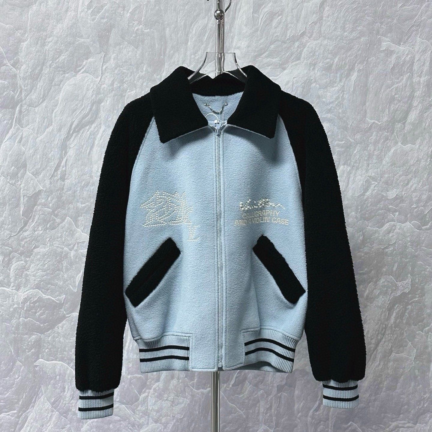 Louis Vuitton Louis Vuitton SS24 Pearl Baseball Jacket Size US M / EU 48-50 / 2 - 1 Thumbnail