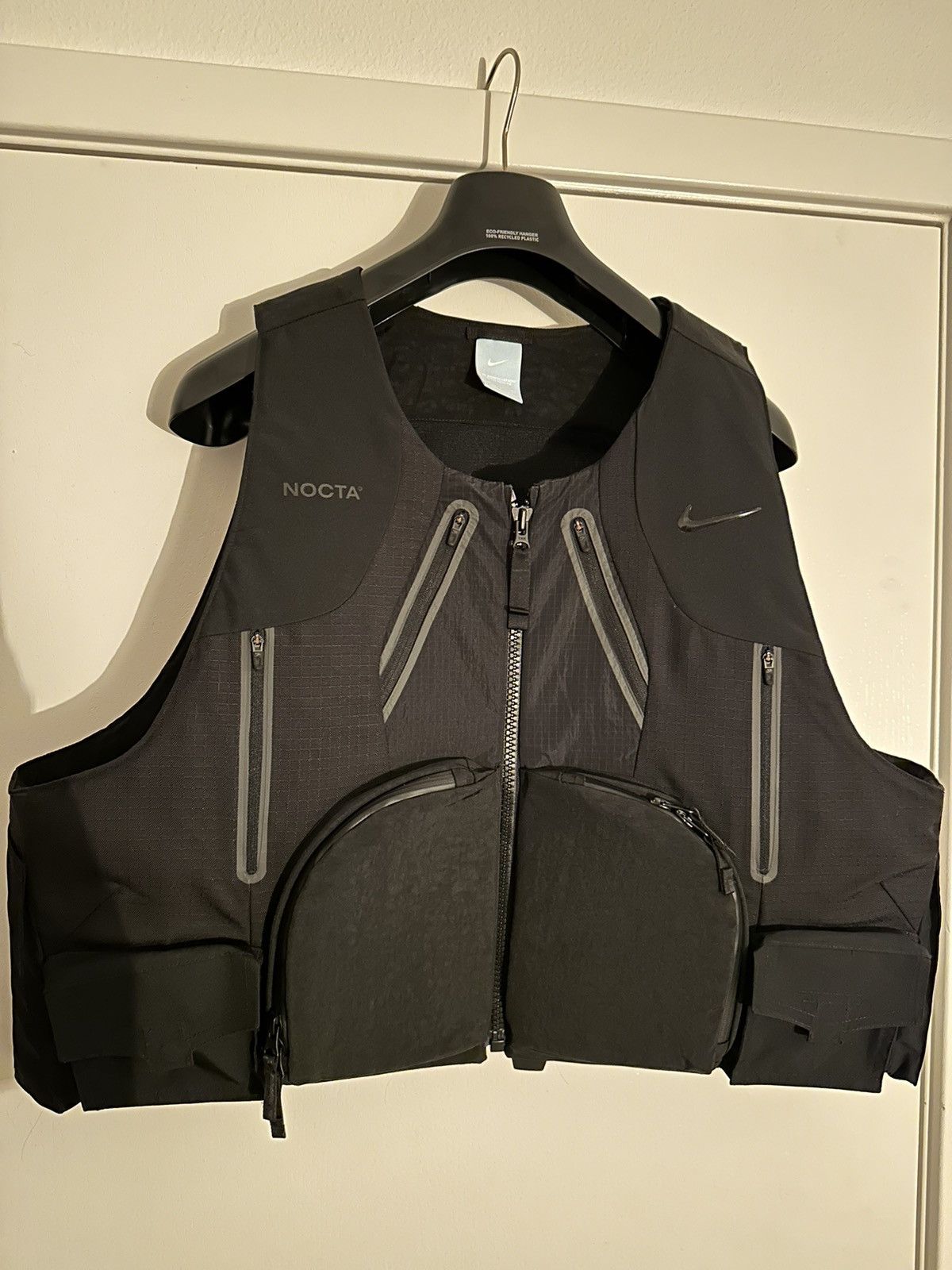 Diligent Tech Vest