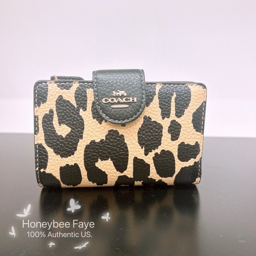 Coach Medium Corner Zip Wallet With Leopard Print CBT25 Size ONE SIZE - 1 Thumbnail