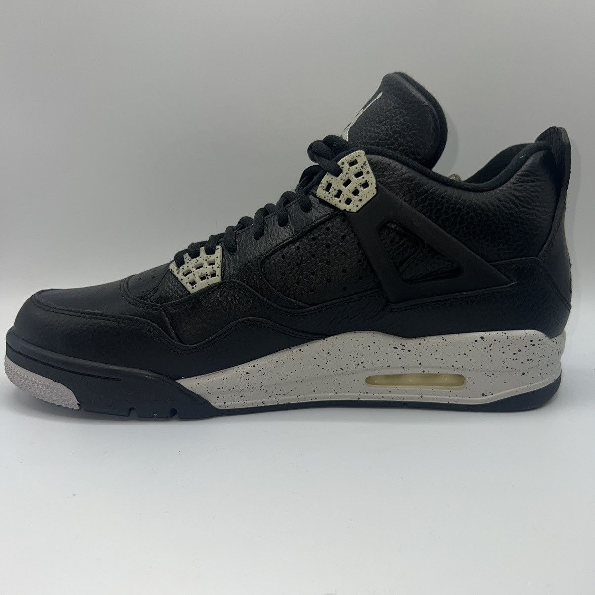 Jordan Brand Jordan 4 Retro Oreo Size 12 Size US 12 / EU 45 - 5 Thumbnail
