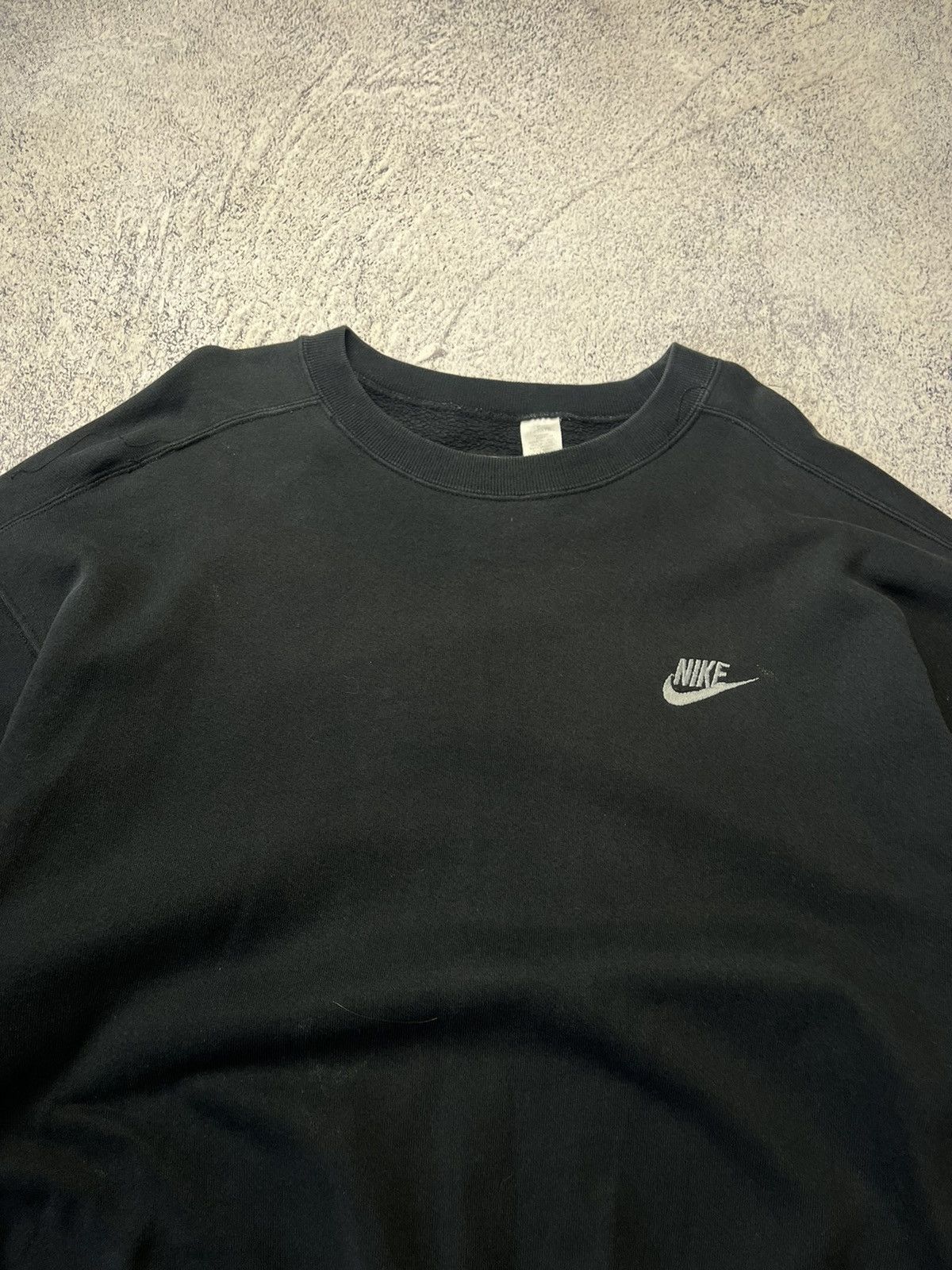 Nike Vintage Nike Distressed Faded Sweatshirt Y2K Size US XL / EU 56 / 4 - 11 Thumbnail