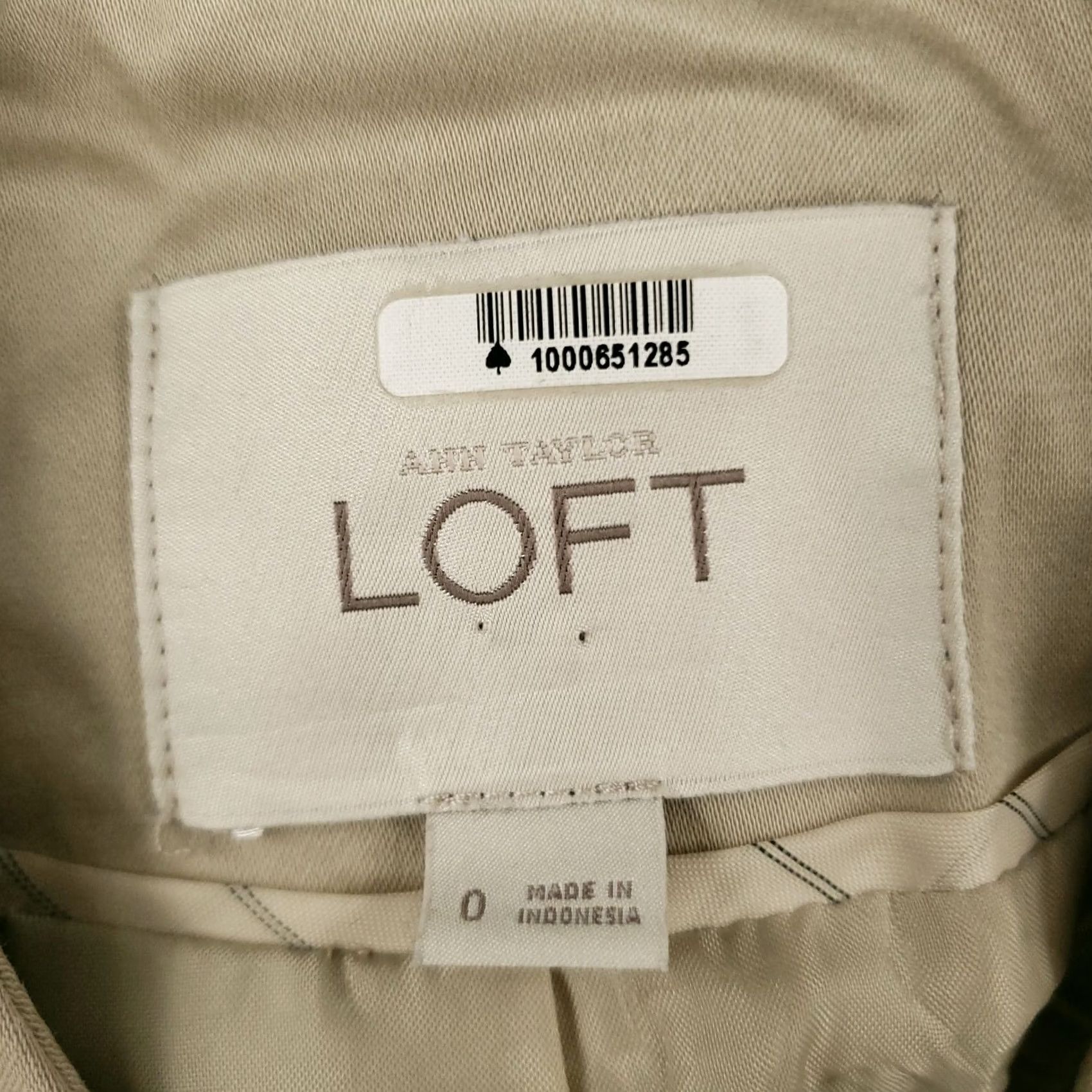 Ann Taylor Ann Taylor Loft Womens Beige Blazer Jacket Long Sleeve Pleated Back Lined Business Casual Size 0 Size XS / US 0-2 / IT 36-38 - 3 Thumbnail