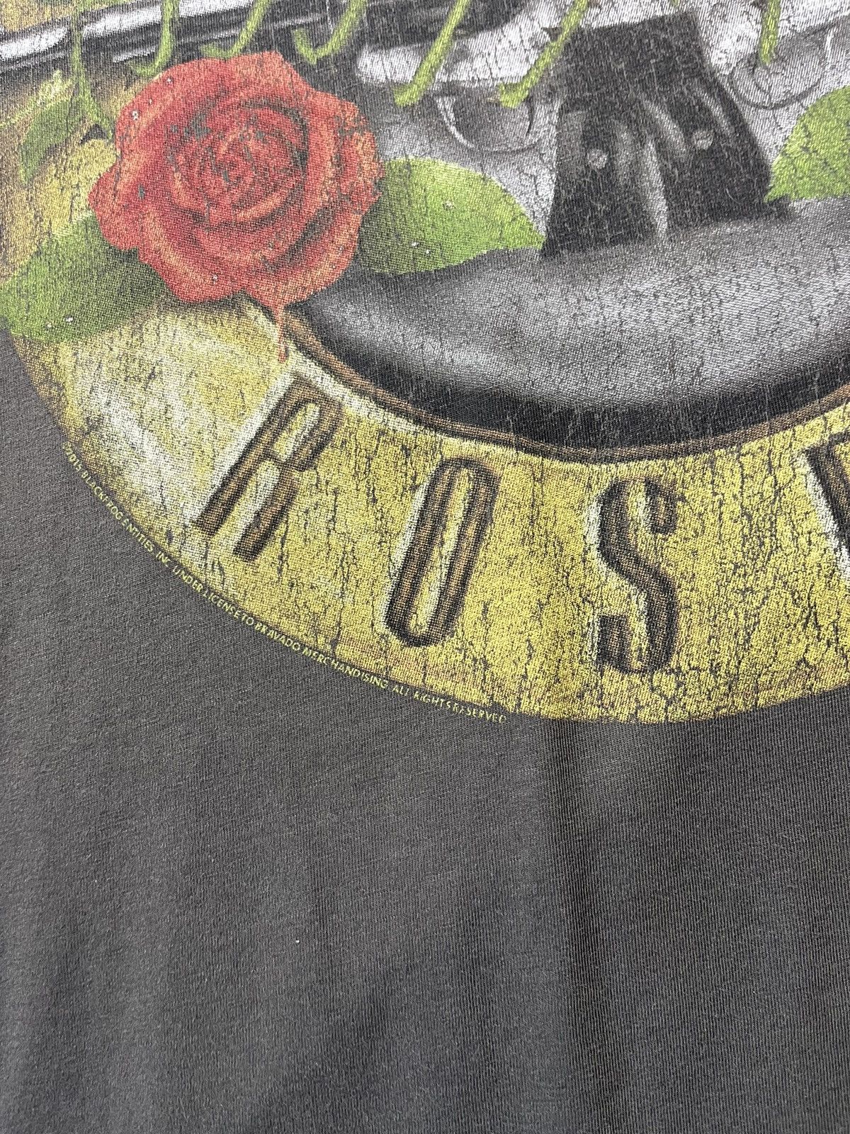 Band Tees Rare Vintage Guns N' Roses band rock tee Y2K Distreesed Size US M / EU 48-50 / 2 - 13 Thumbnail
